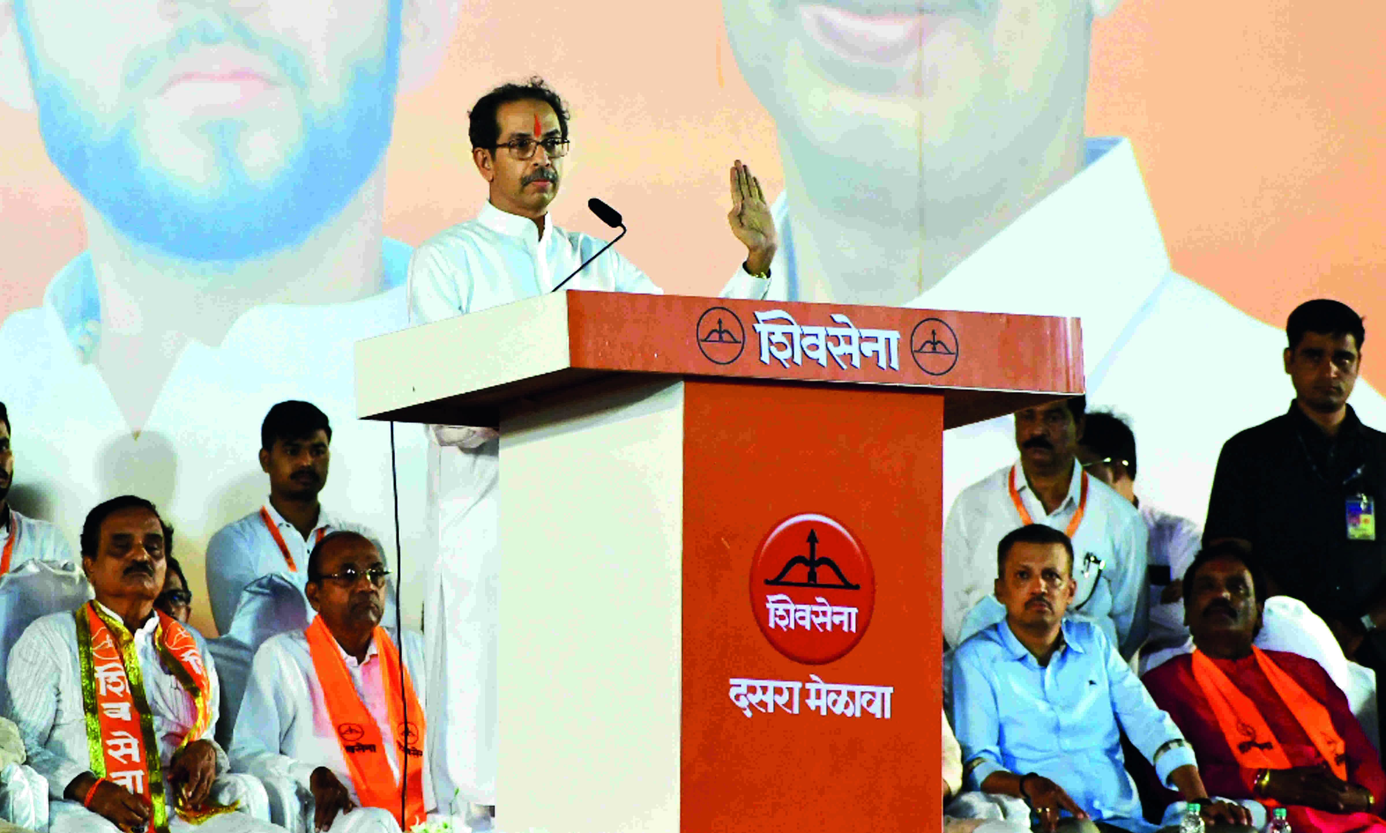 Sena factions Dussehra rallies: Uddhav, Shinde accuse each other of betrayal Sena factions Dussehra rallies: Uddhav, Shinde accuse each other of betrayal