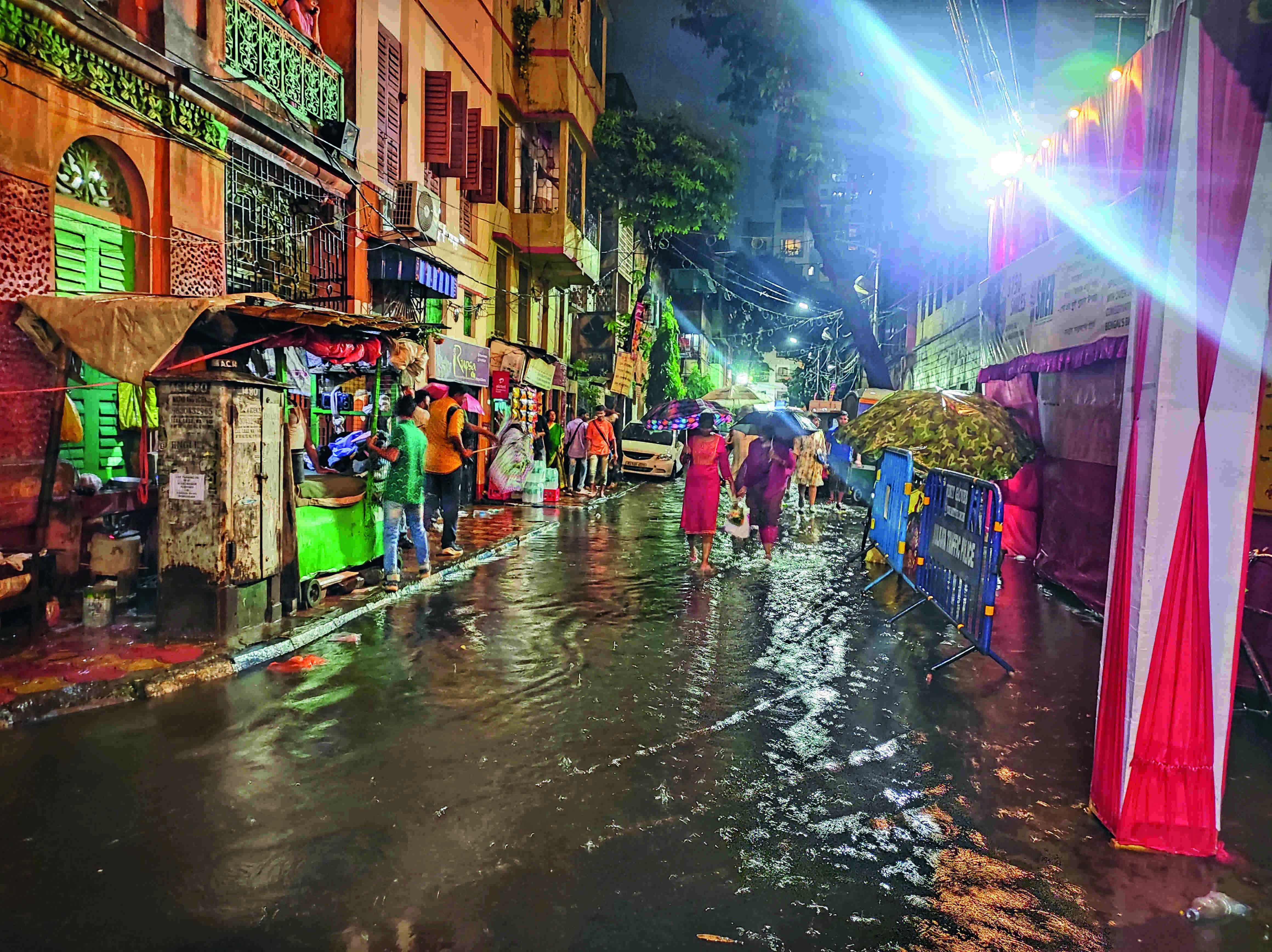 North Bengal to get heavy showers till Mon, South to see scattered rain North Bengal to get heavy showers till Mon, South to see scattered rain