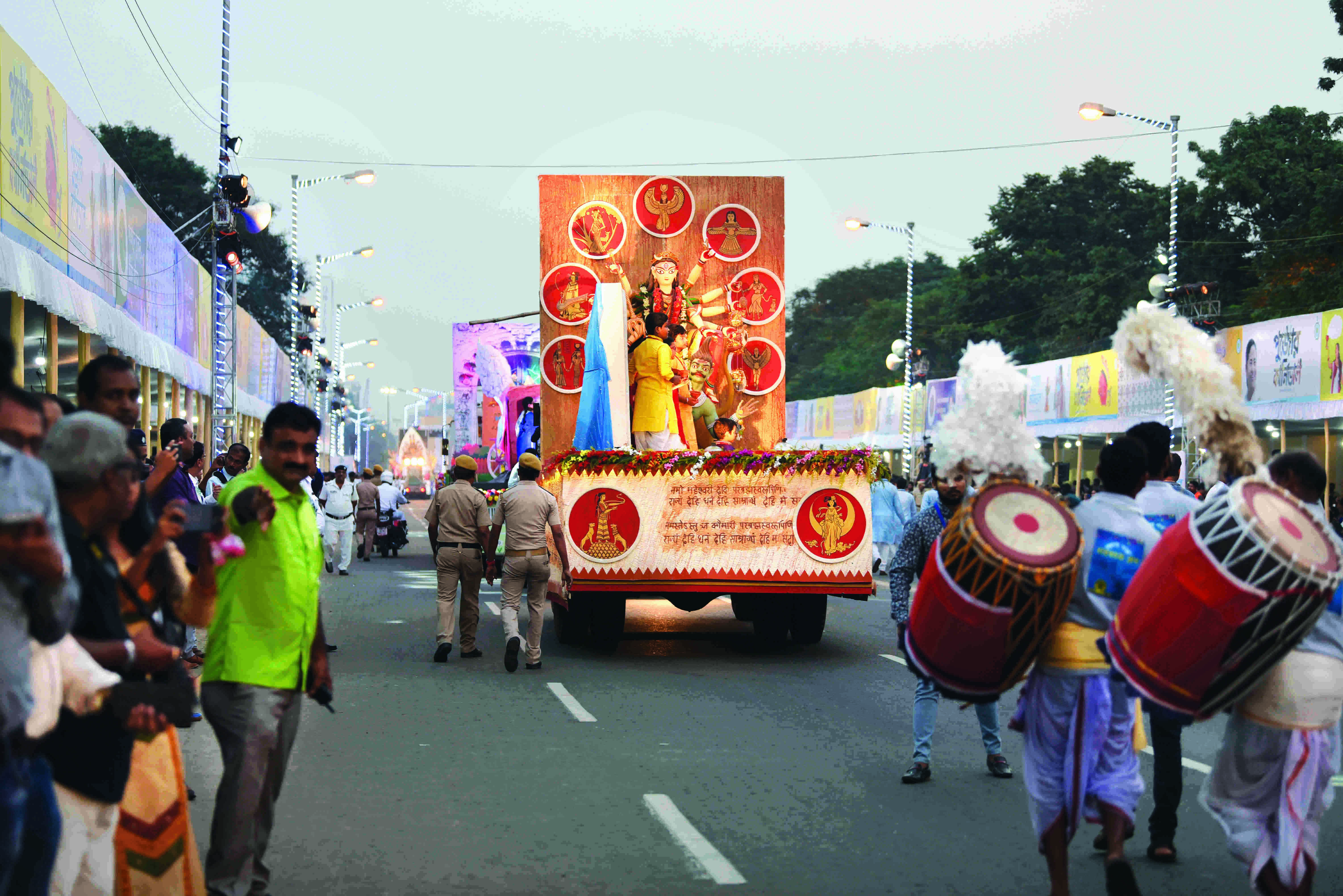 Only 50 from each Puja committee allowed at Red Road Carnival: Police Only 50 from each Puja committee allowed at Red Road Carnival: Police