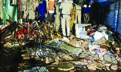 Lahori Gate building collapse: Death toll climbs to three Lahori Gate building collapse: Death toll climbs to three