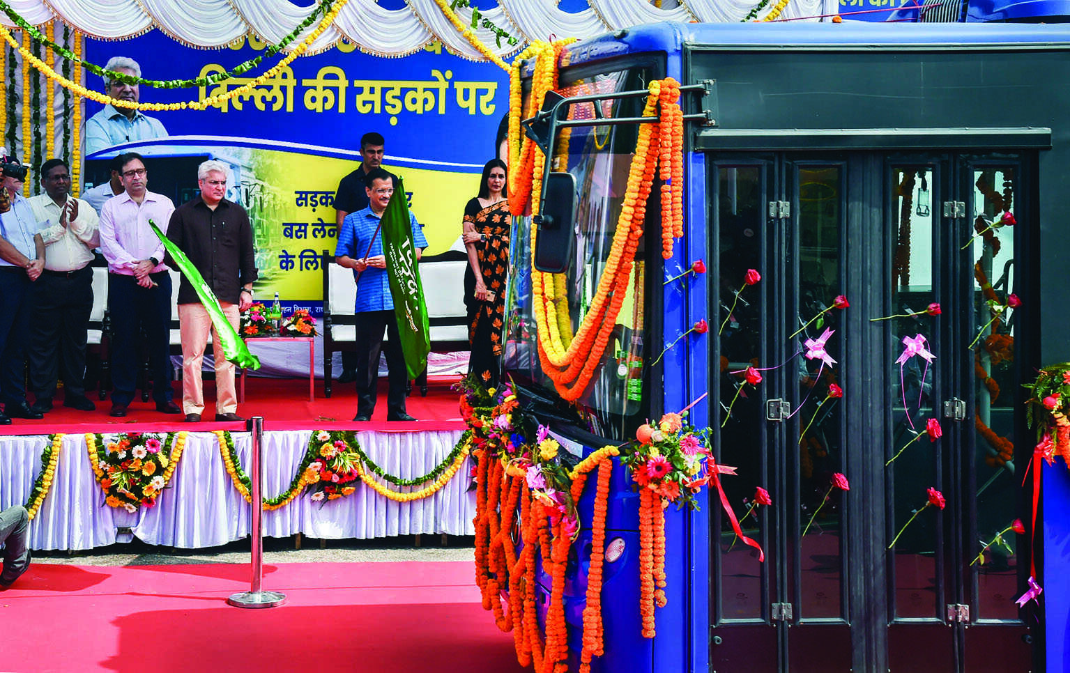 CM Kejriwal flags off 50 low-floor CNG buses