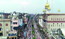 Chandni Chowk to get own fire tenders and ambulances soon Chandni Chowk to get own fire tenders and ambulances soon
