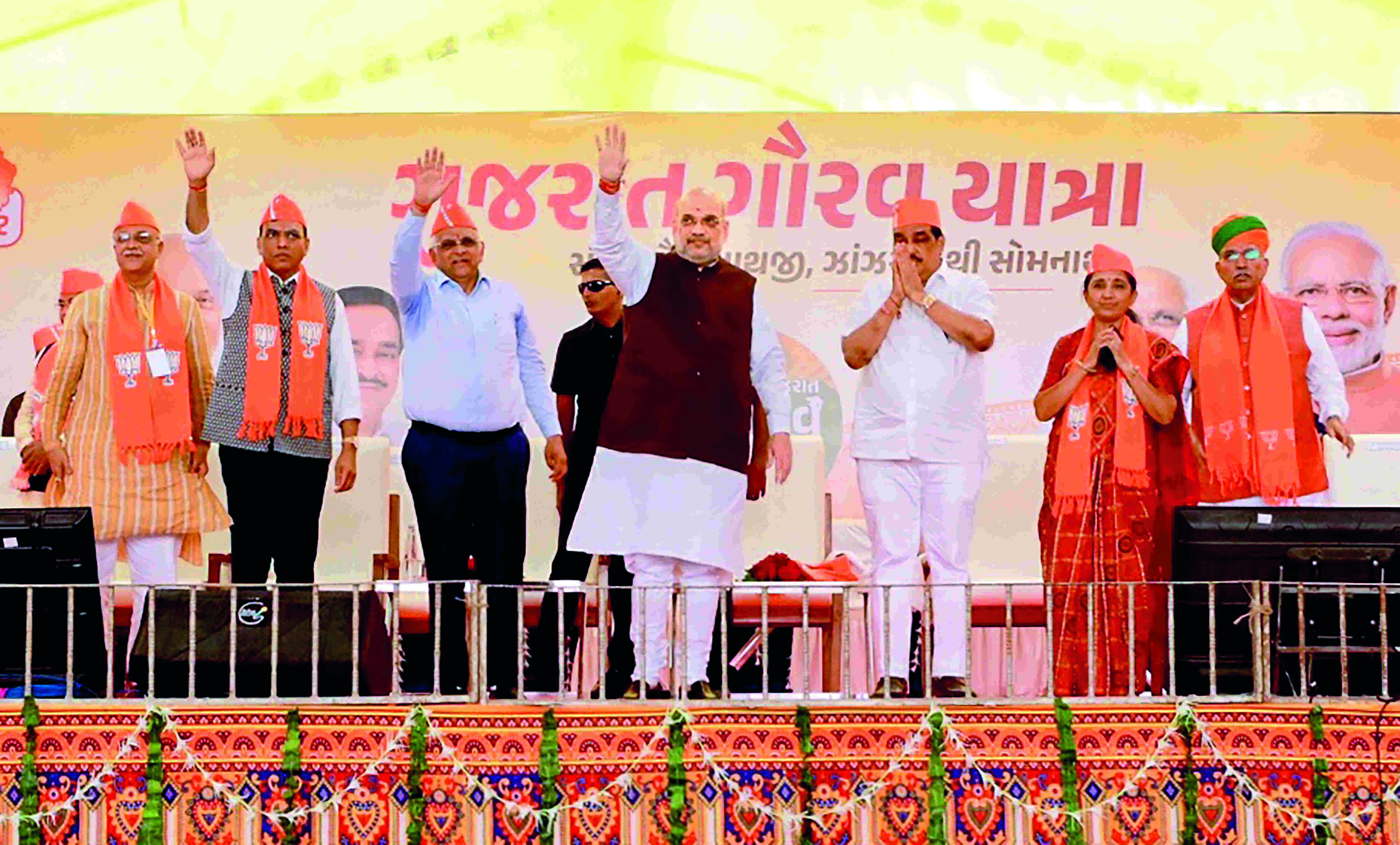 Nehru created mess in Kashmir, Modi govt cleaned it: Amit Shah Nehru created mess in Kashmir, Modi govt cleaned it: Amit Shah
