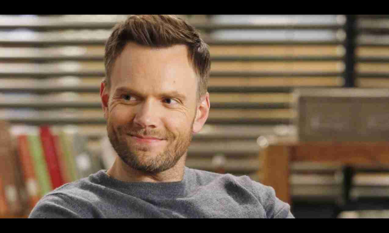 Joel McHale to lead Fox comedy series Animal Control