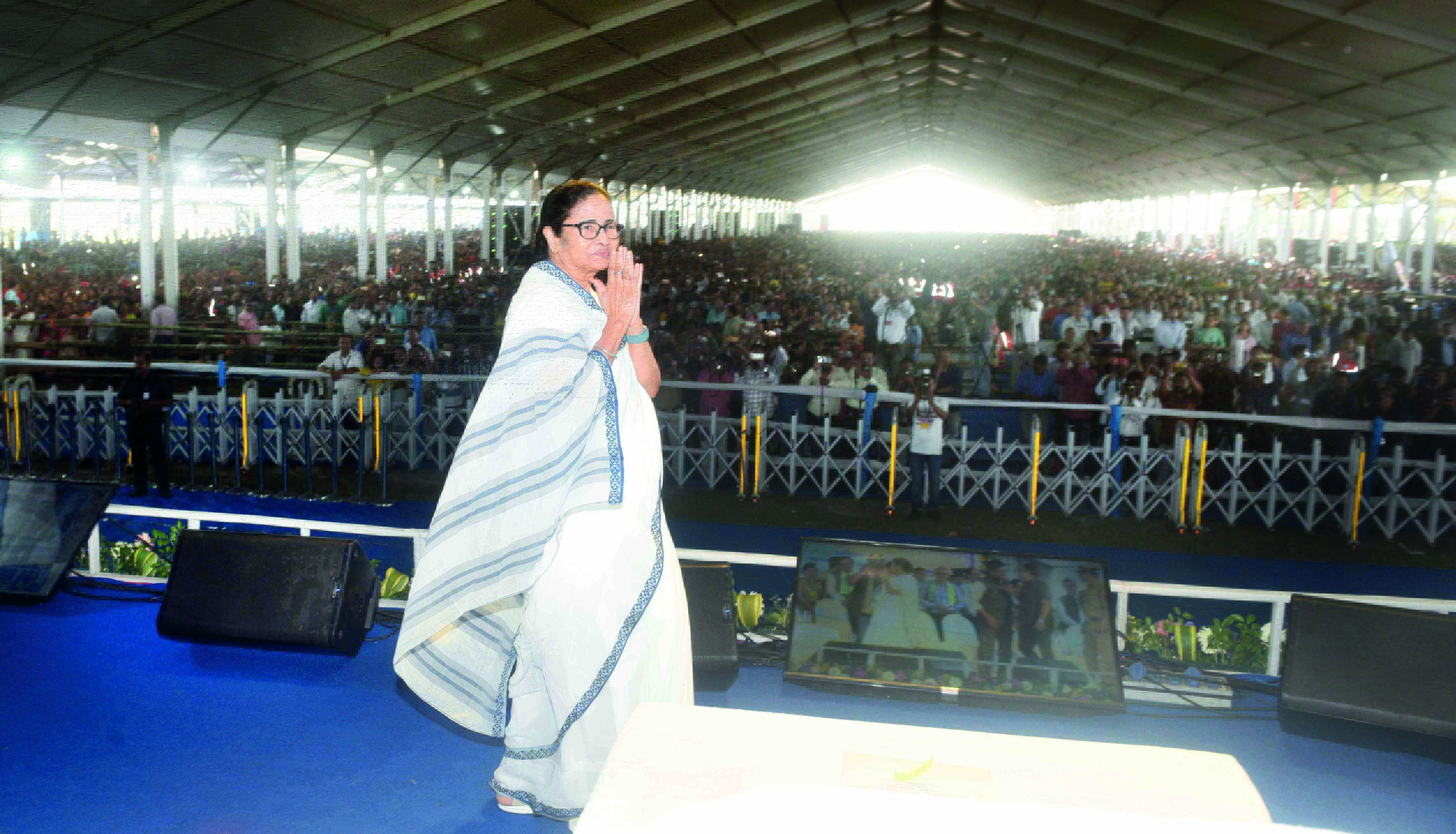 CPI(M) drove the Tatas out of Bengal, not me; our govt pro-industry, says Mamata CPI(M) drove the Tatas out of Bengal, not me; our govt pro-industry, says Mamata