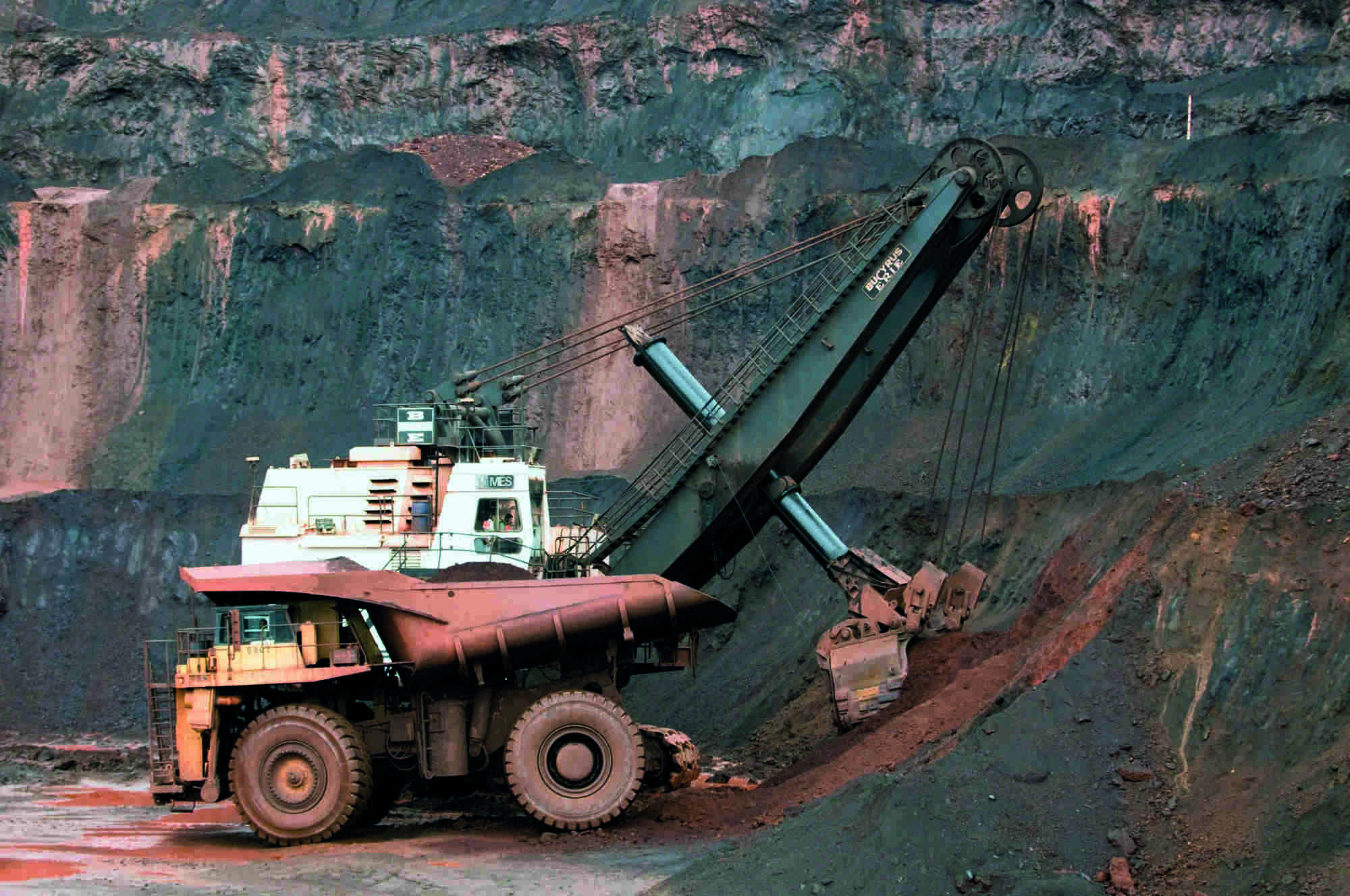 Most states failed to collect data on mining operations: Report