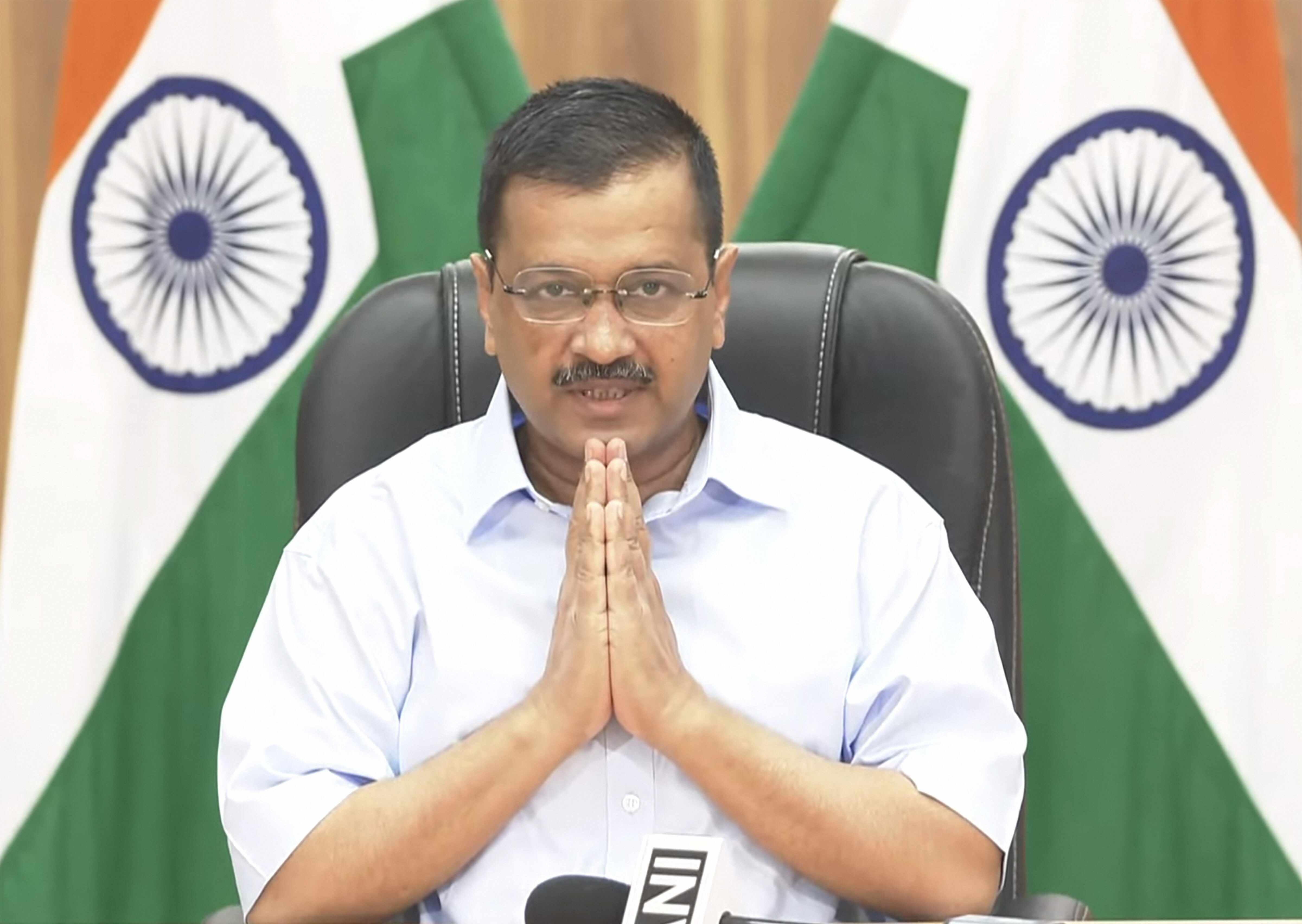 Bow to all brave policemen who laid down their lives in line of duty: Kejriwal