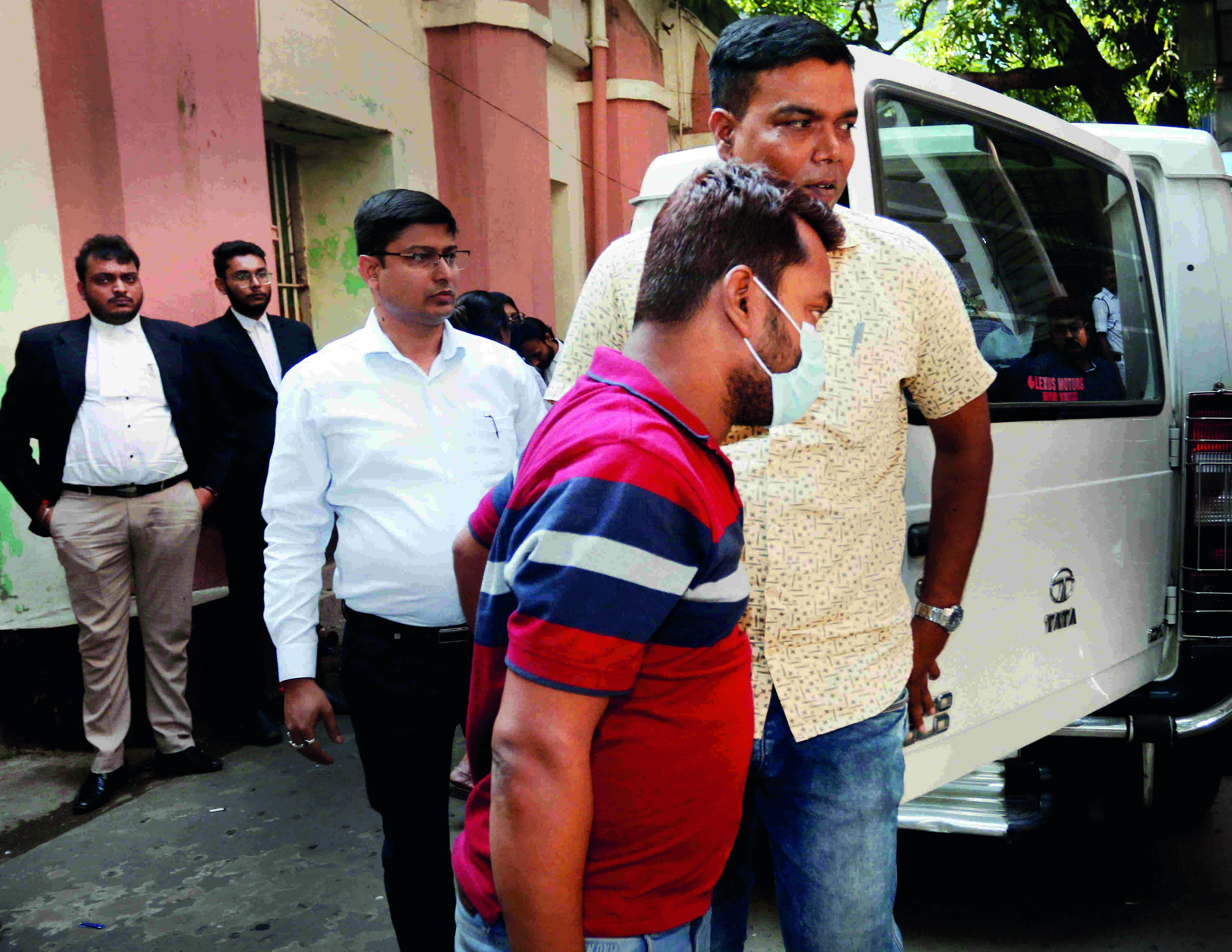 App fraud case: ED seizes cash worth Rs 1.65 cr, bizman arrested App fraud case: ED seizes cash worth Rs 1.65 cr, bizman arrested
