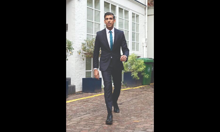 Rishi Sunak declares candidacy to be new UK PM and fix economy