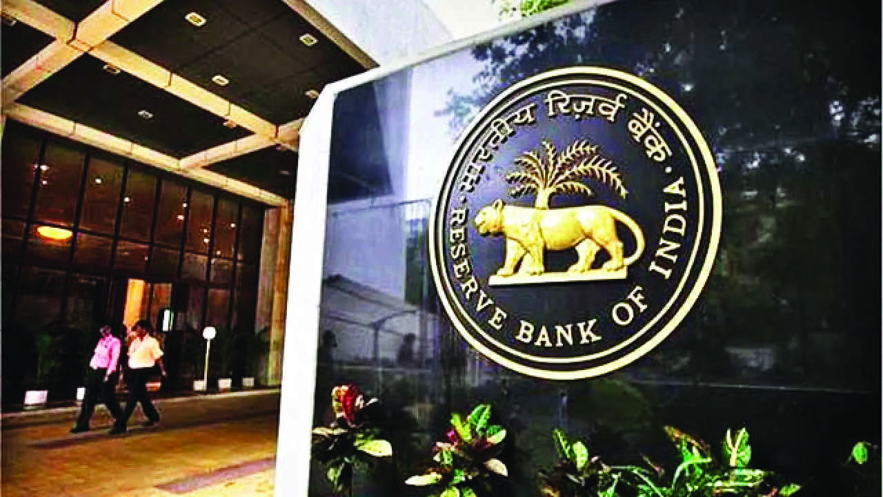 Demonetisation behind buoyancy in tax collections, says RBI MPC member