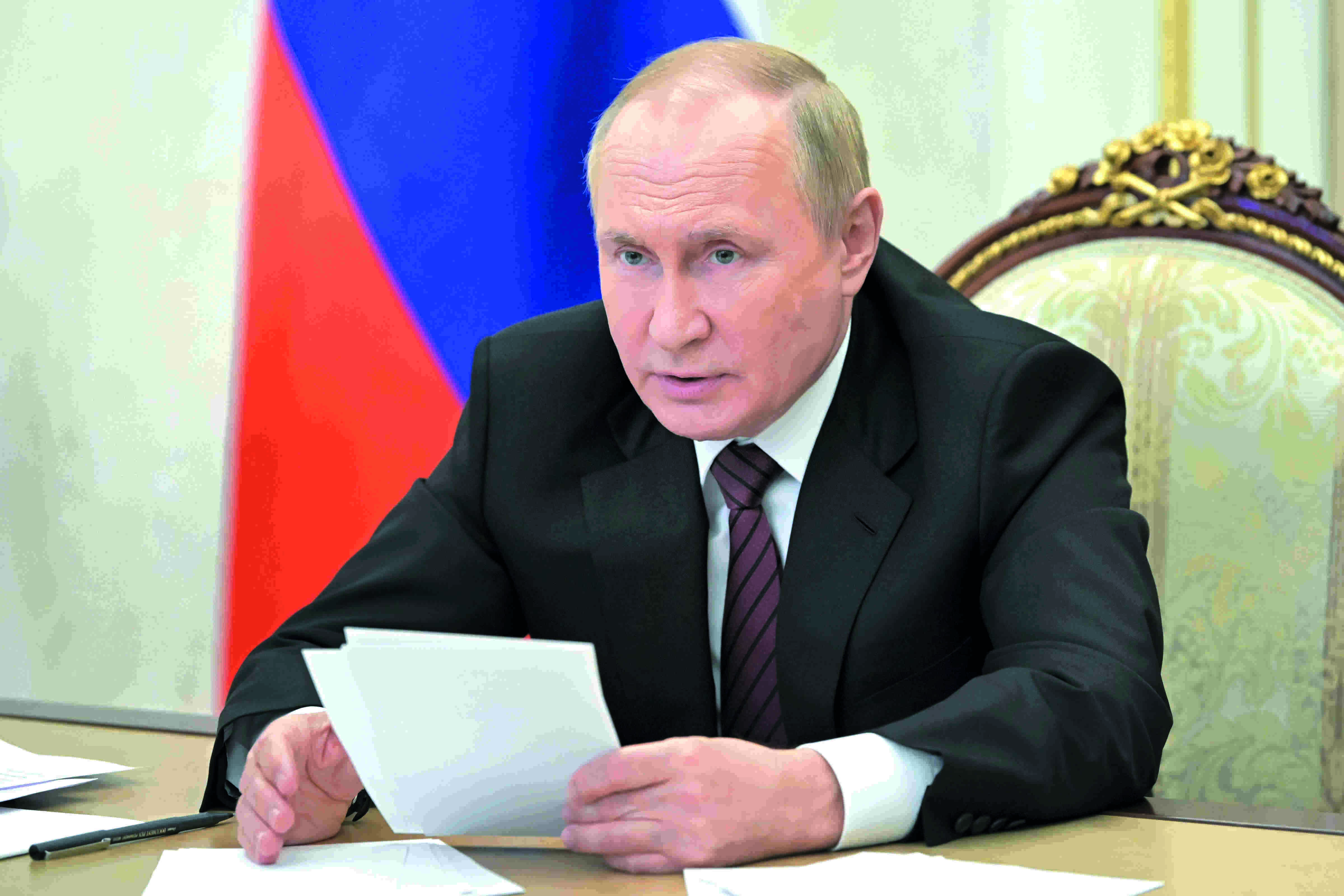 Putin monitors drills of Russias nuclear forces