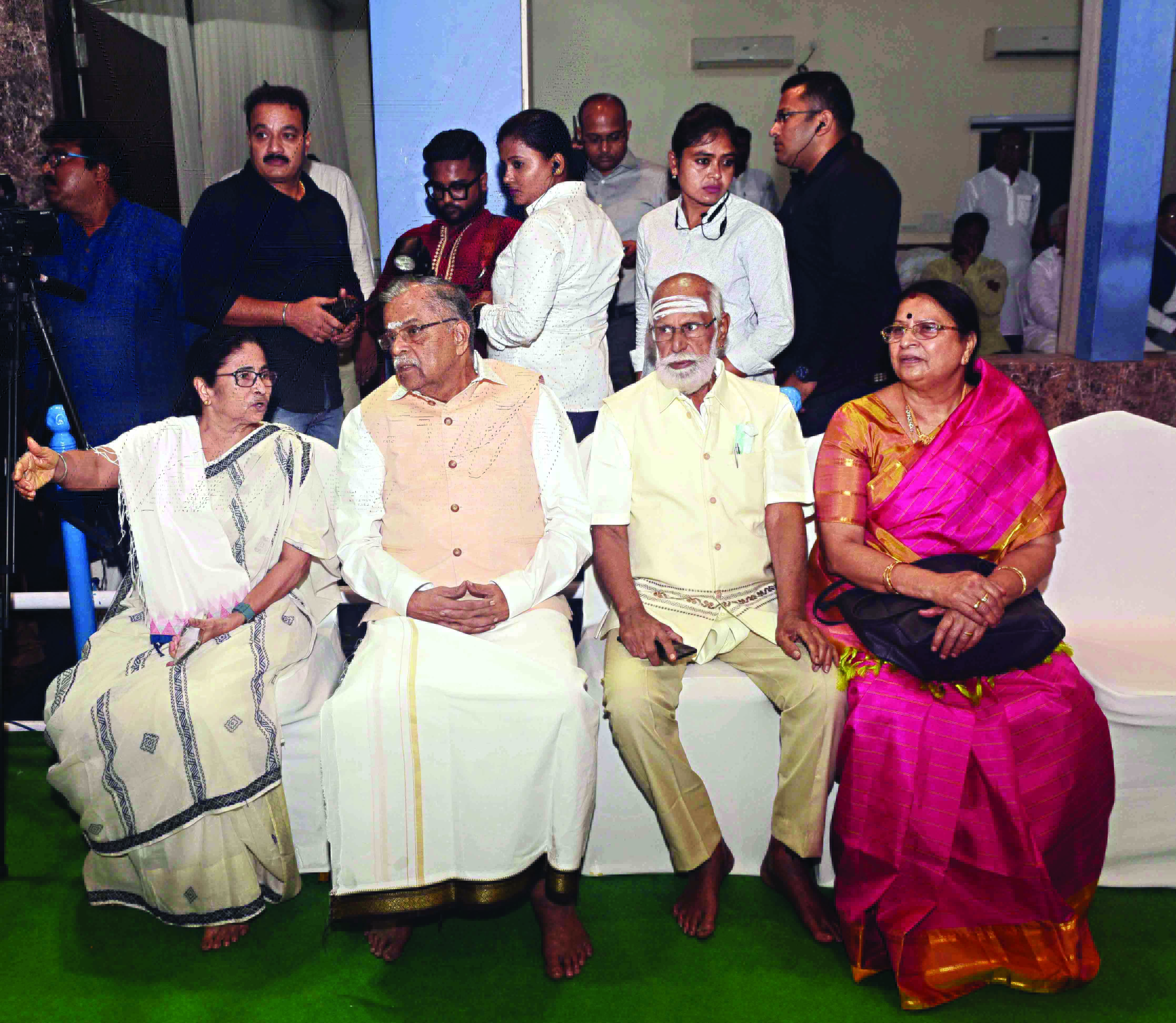 Mamata likely to visit Chennai to attend Guvs family function Mamata likely to visit Chennai to attend Guvs family function