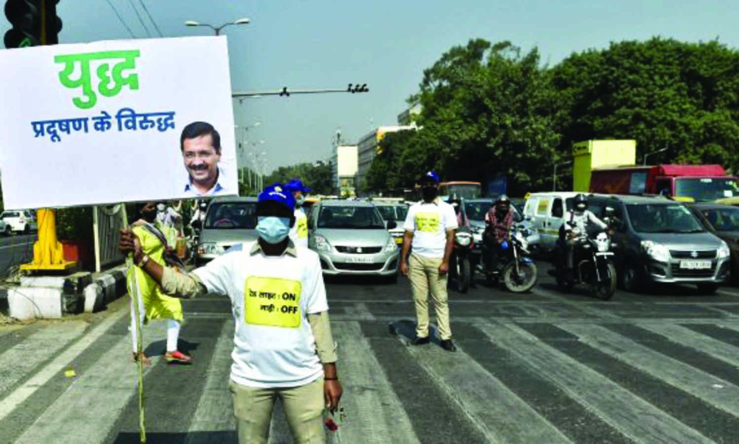 L-G asks AAP govt to reconsider Red light on... campaign, sends back file