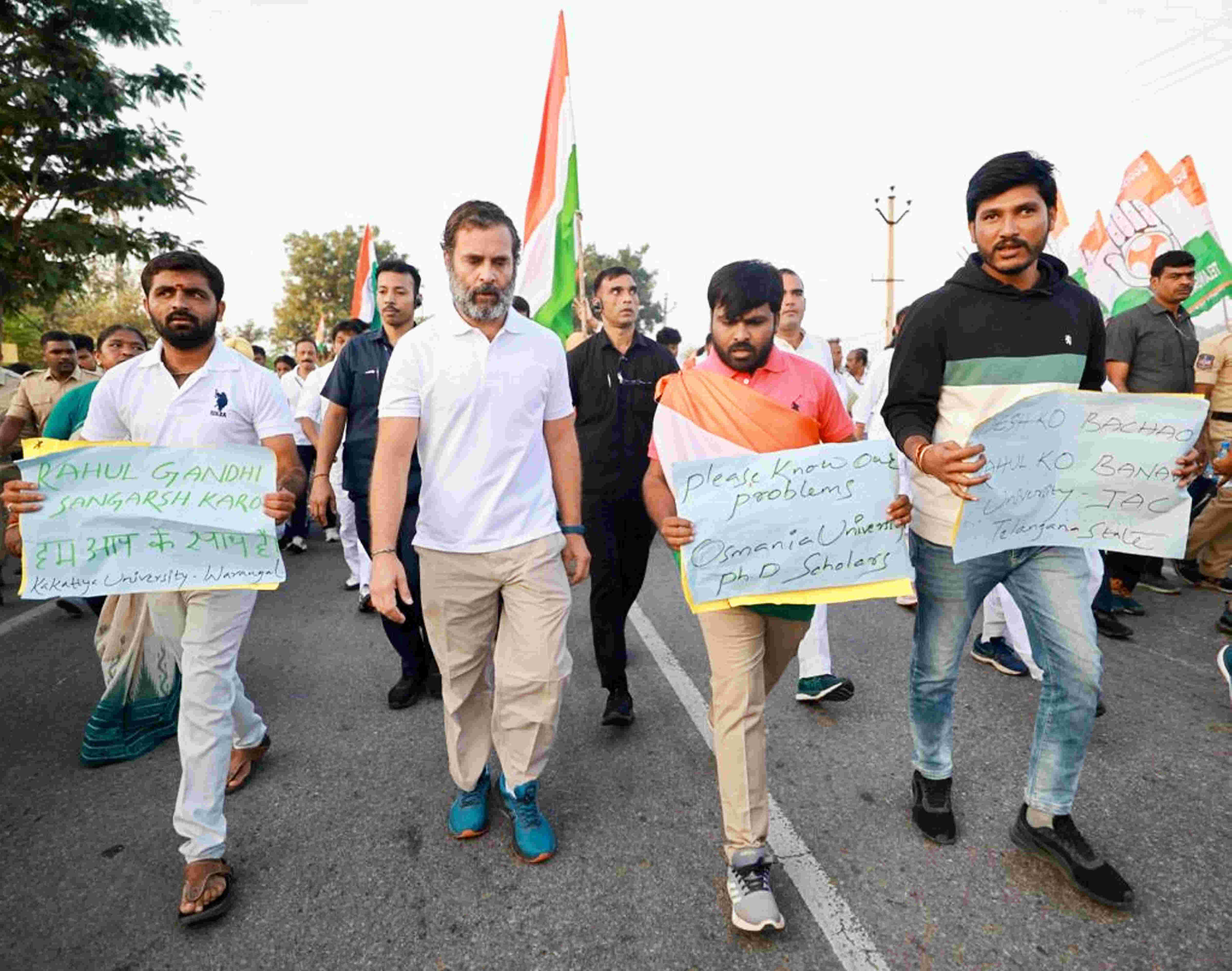 India has highest unemployed & also worlds richest people: Rahul Gandhi