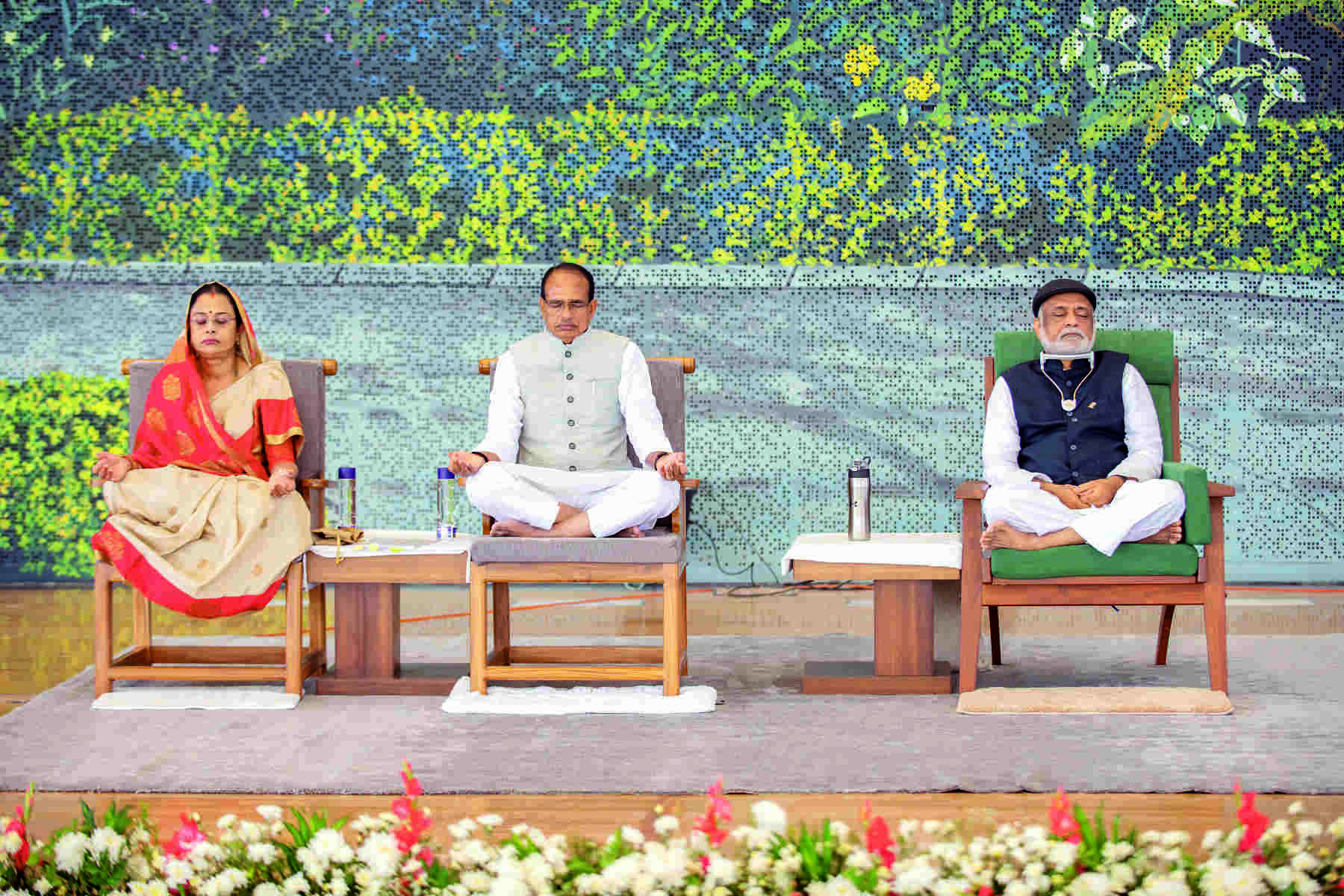 MP CM on pilgrimage to the largest meditation centre in the world