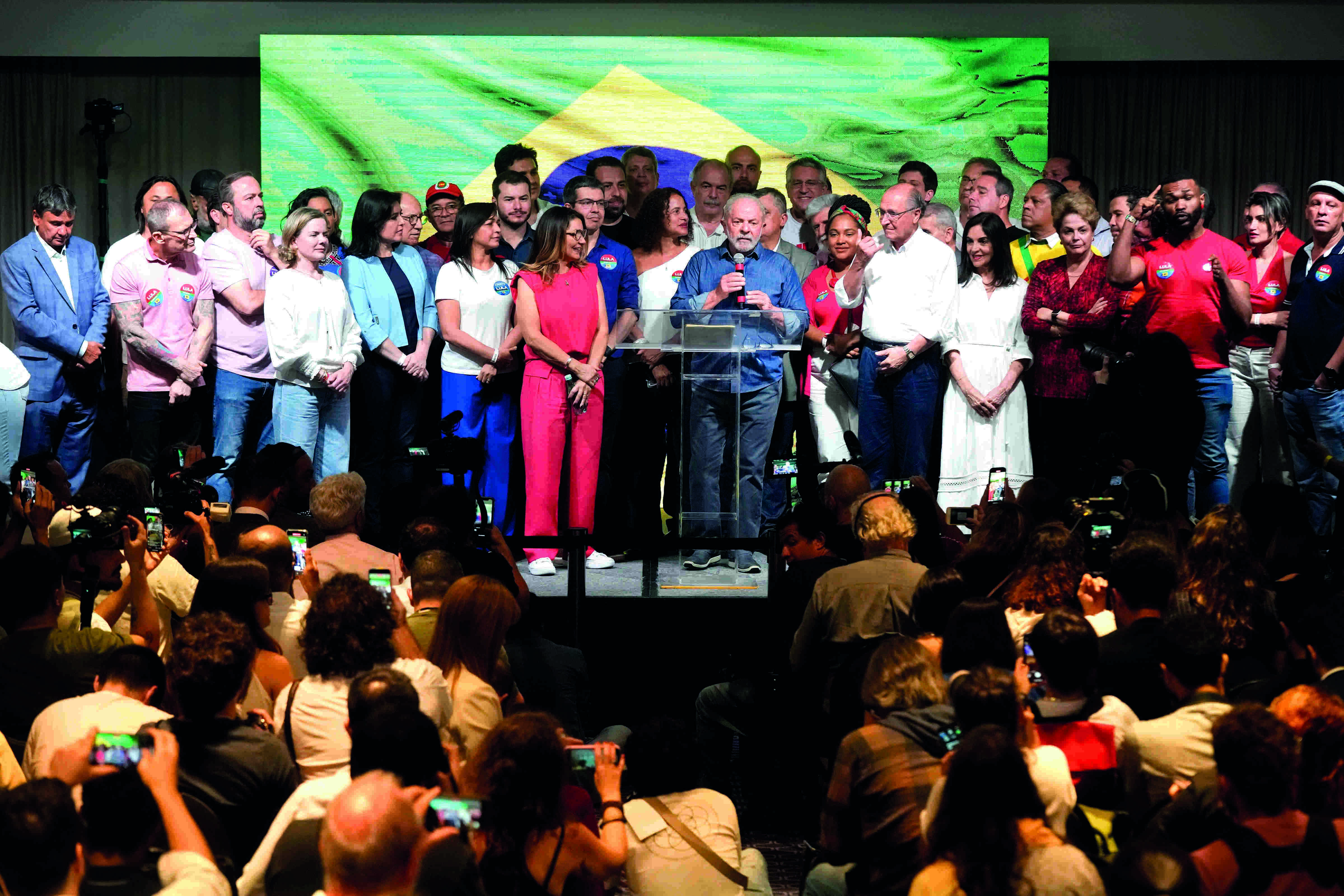 Brazils Lula to claim presidency after beating Bolsonaro in polls Brazils Lula to claim presidency after beating Bolsonaro in polls