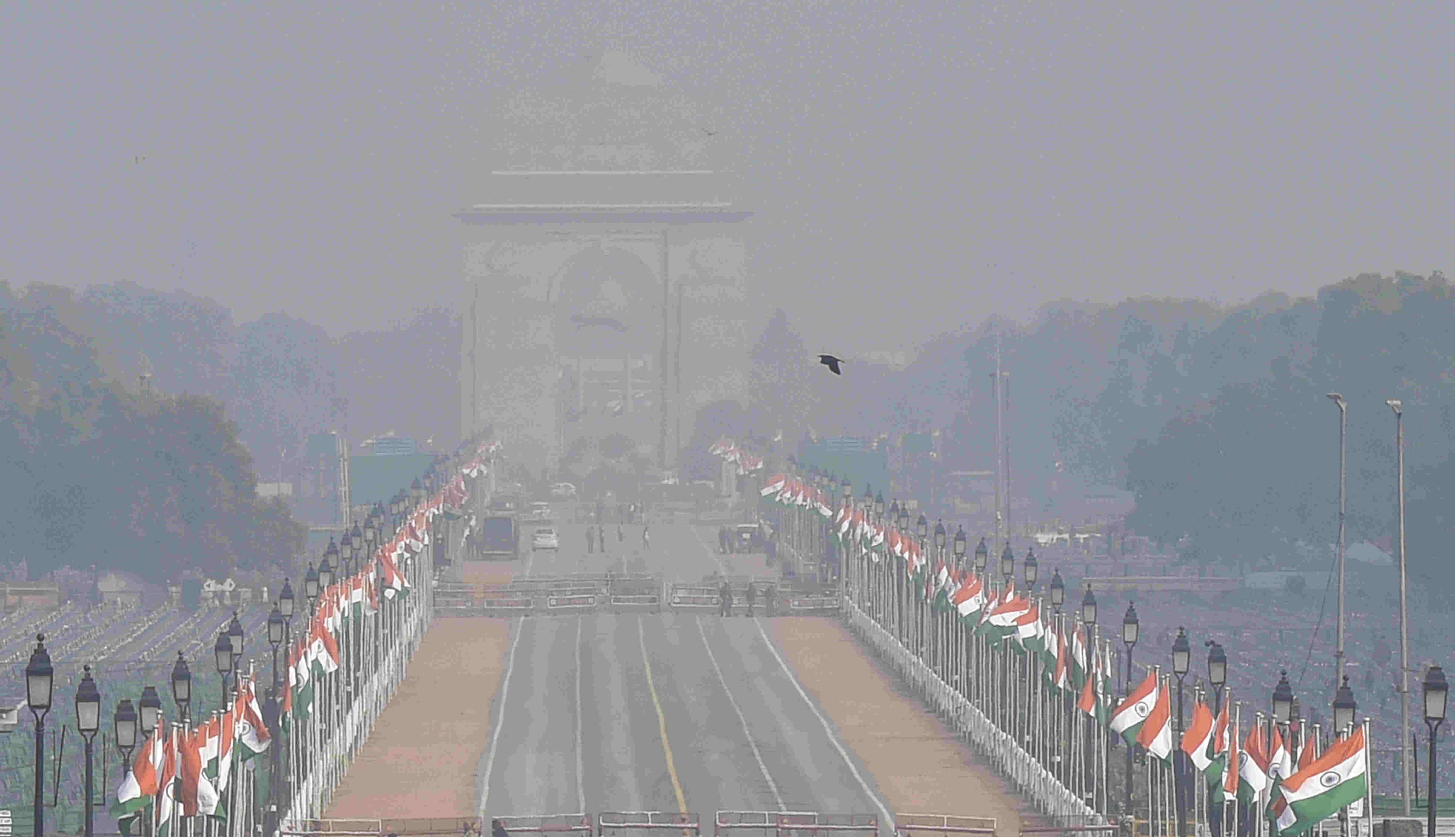 Delhis air quality slips into severe category on Tue morning