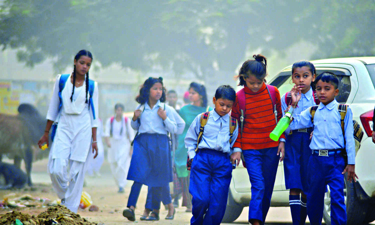 Opinion of parents divided over shut down of schools in Delhi
