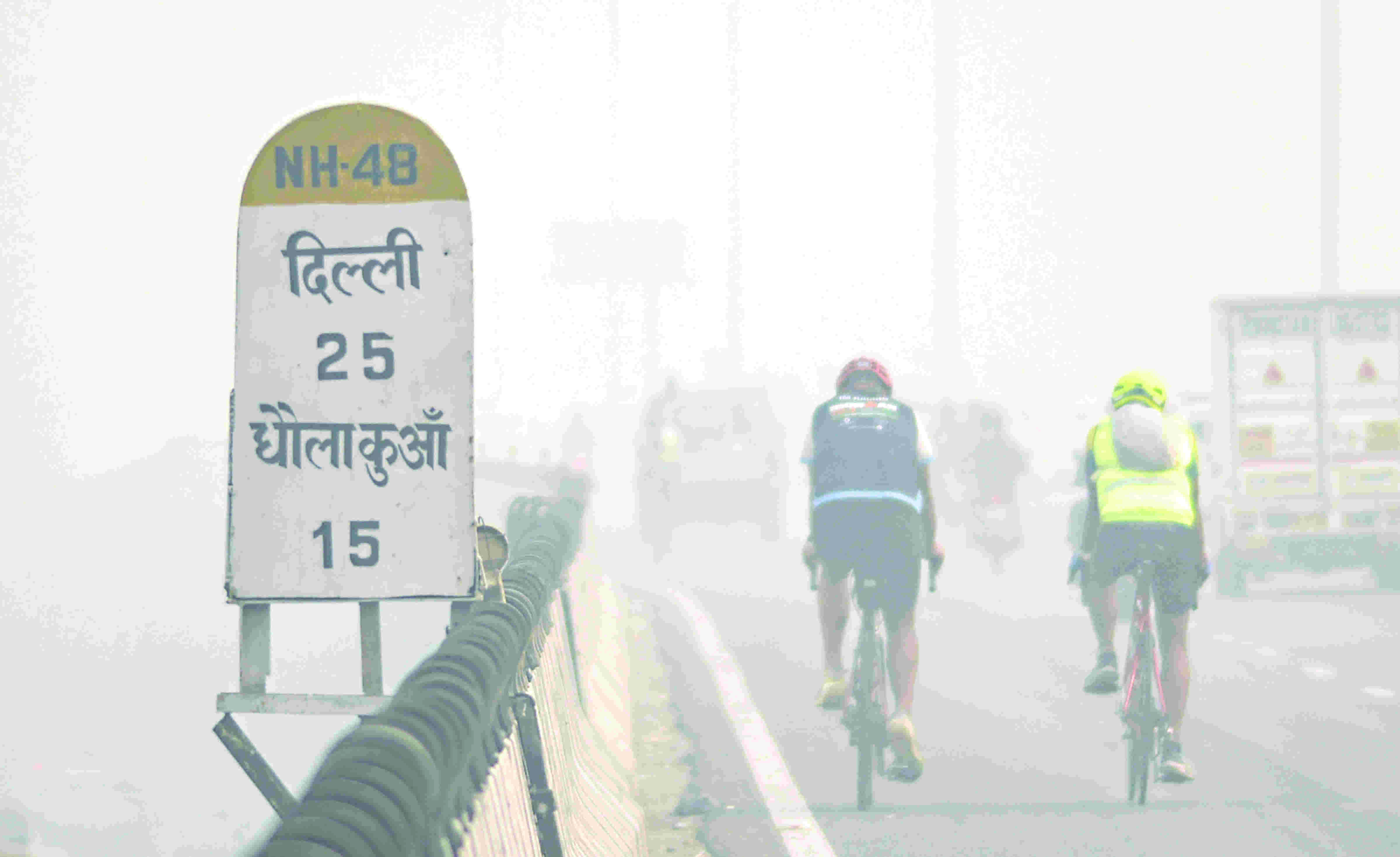 As air quality dips, commercial diesel vehicles banned in Delhi-NCR As air quality dips, commercial diesel vehicles banned in Delhi-NCR