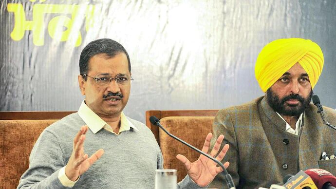 Avoid blame game, we take responsibility for stubble burning in Punjab: Kejriwal Avoid blame game, we take responsibility for stubble burning in Punjab: Kejriwal