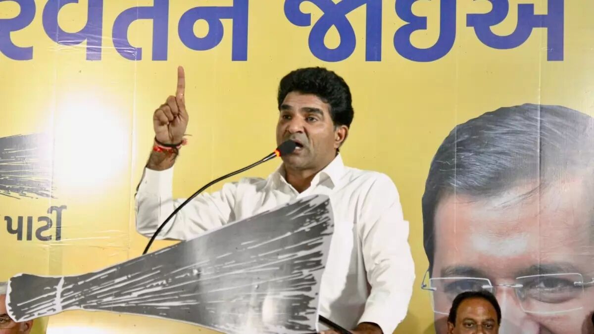 Former TV anchor Isudan Gadhvi is AAPs choice for CM post