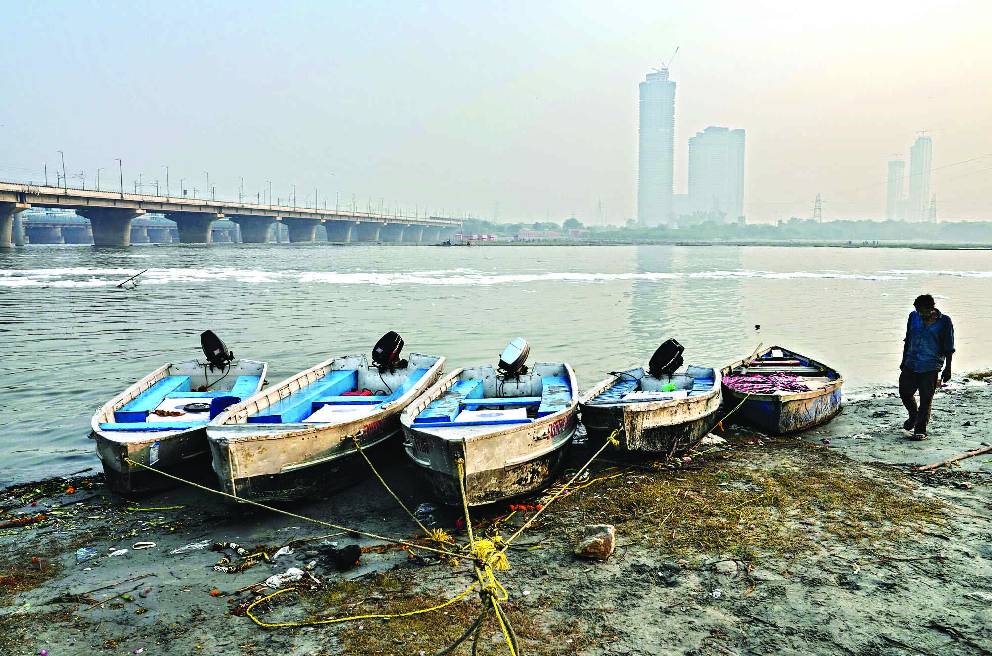 North Delhi businessman drowns himself in Yamuna