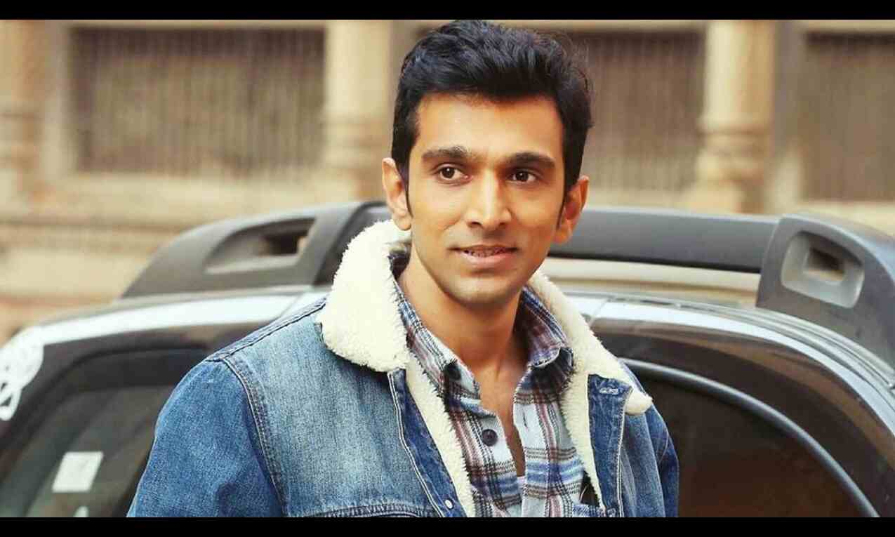 Always want to do good and experimental Gujarati films: Pratik Gandhi Always want to do good and experimental Gujarati films: Pratik Gandhi