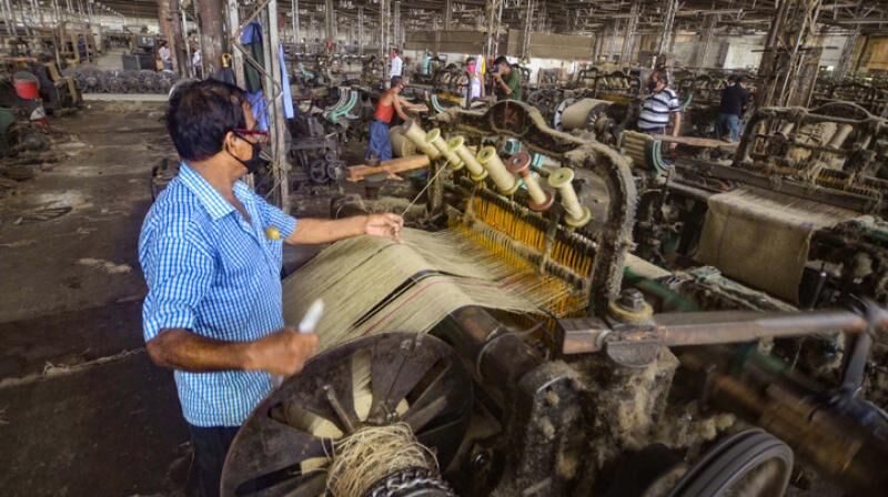 Indias manufacturing sector to sustain growth momentum for next 6-9 months: Survey