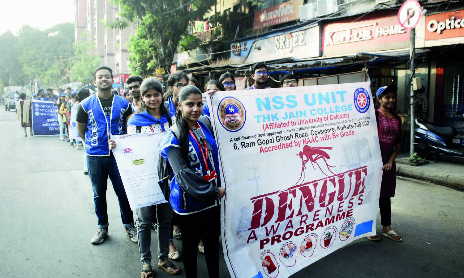 About 905 fresh cases reported