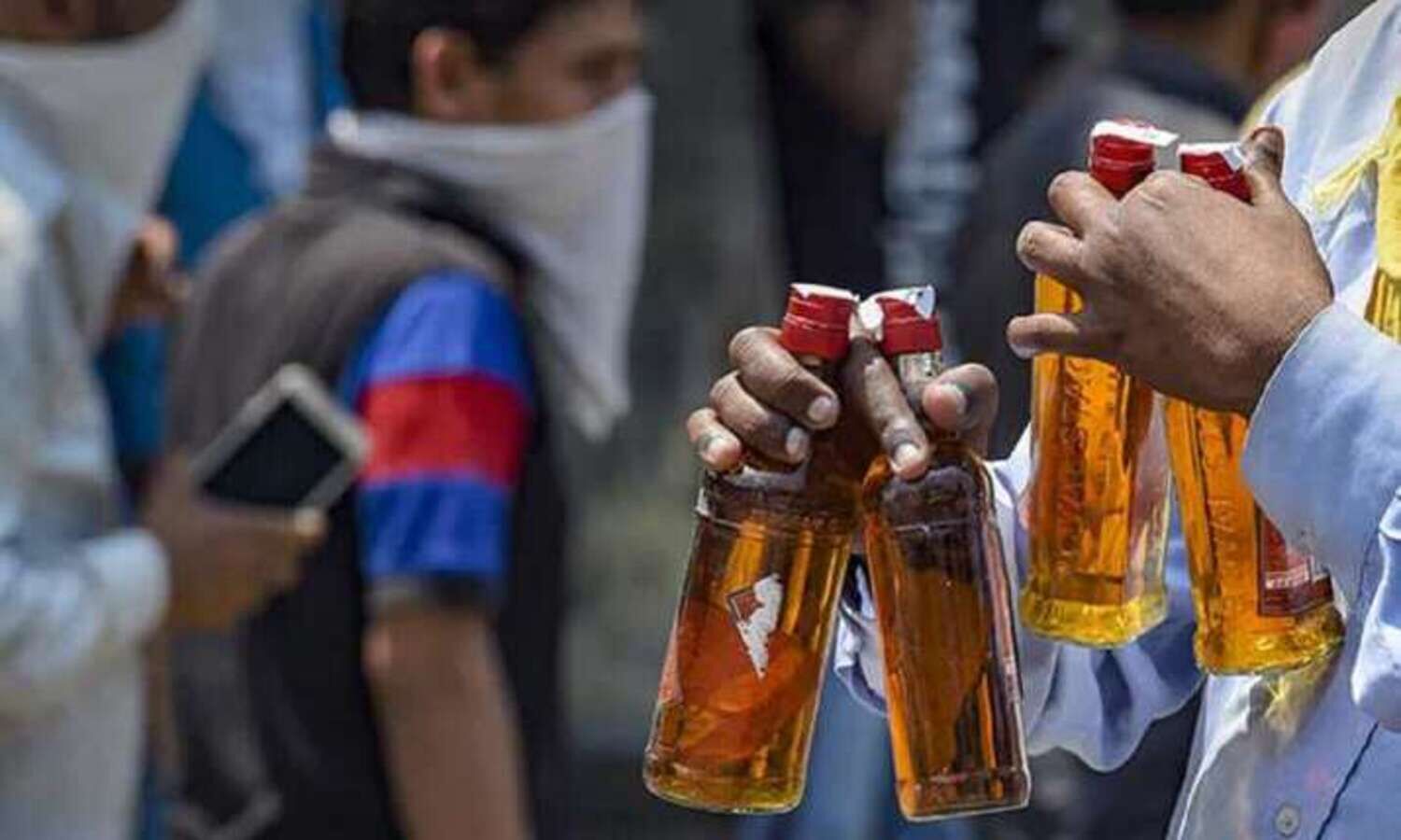 Record cash, liquor, freebies seized in poll-bound Himachal, Gujarat: EC