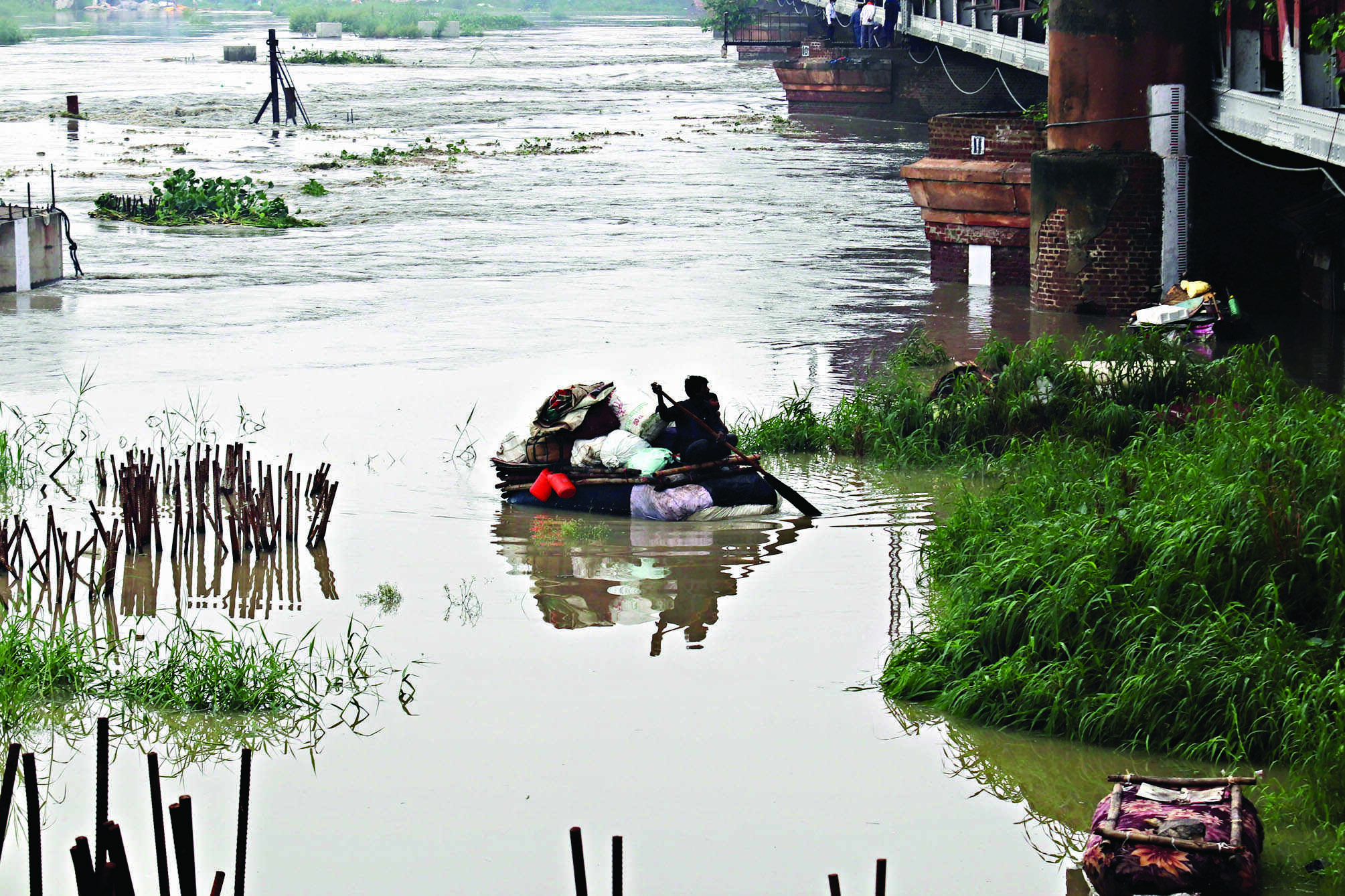 BJP targets Delhi govt over cleaning of Yamuna river