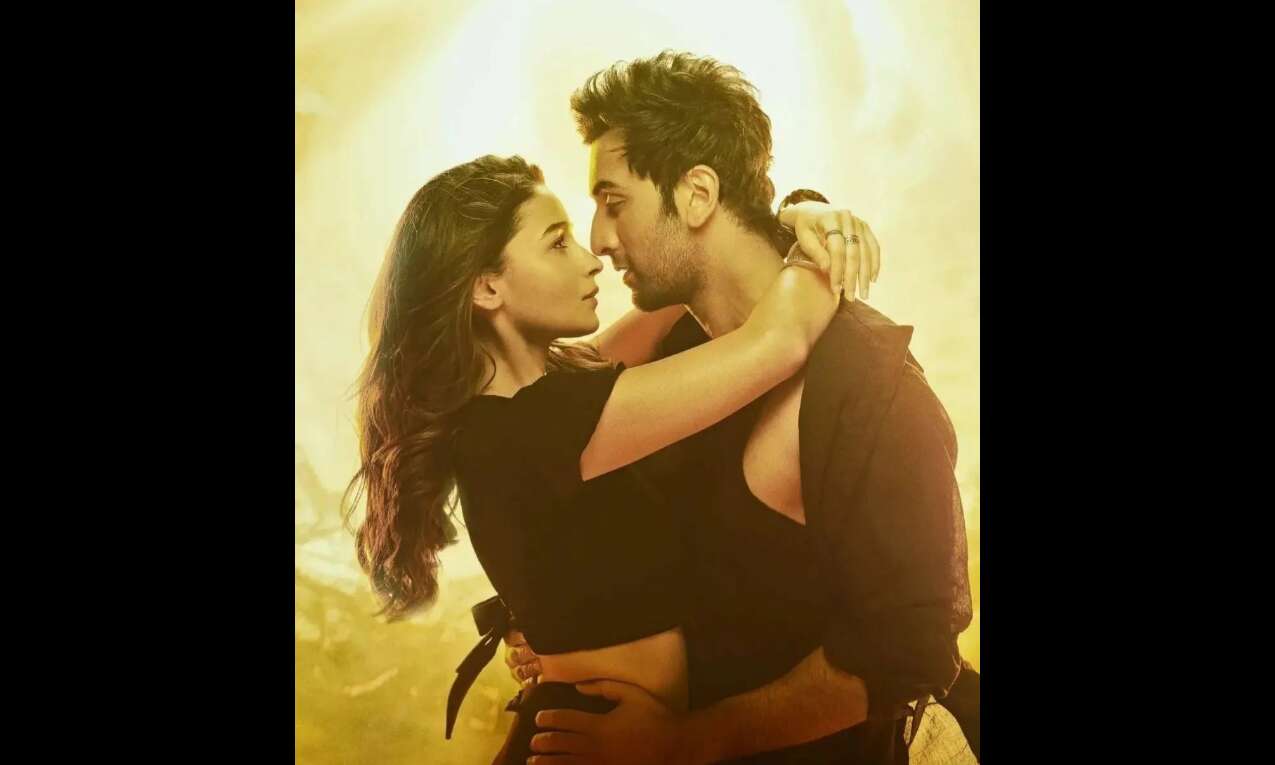 Alia and Ranbir to name their daughter after Rishi Kapoor Alia and Ranbir to name their daughter after Rishi Kapoor