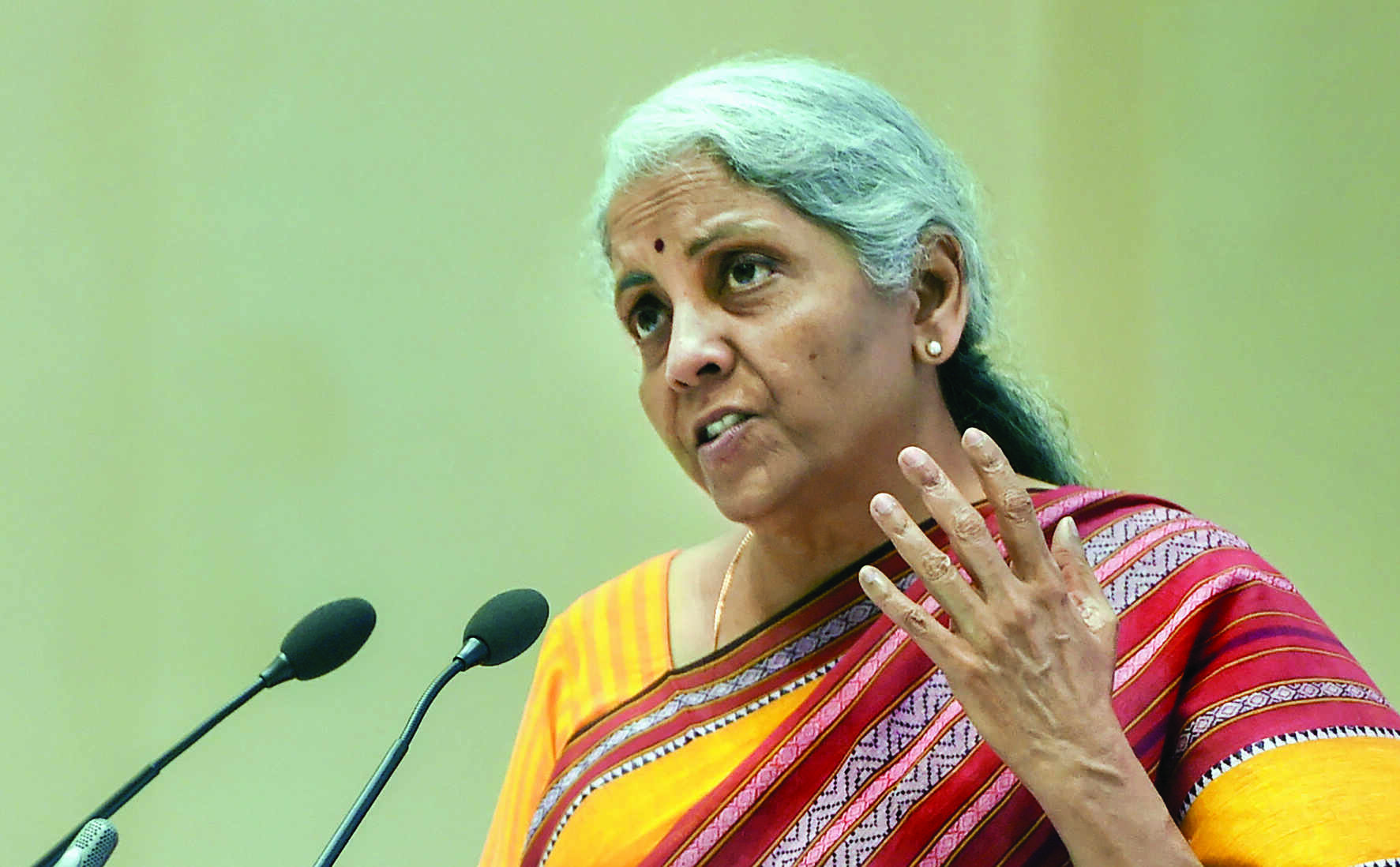 Explore scope of investment in NIP, PM GatiShakti: FM to NIIF