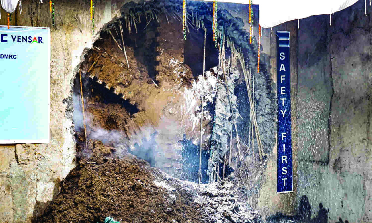 DMRC achieves breakthrough, completes tunneling work between Krishna Park Extn and Keshopur