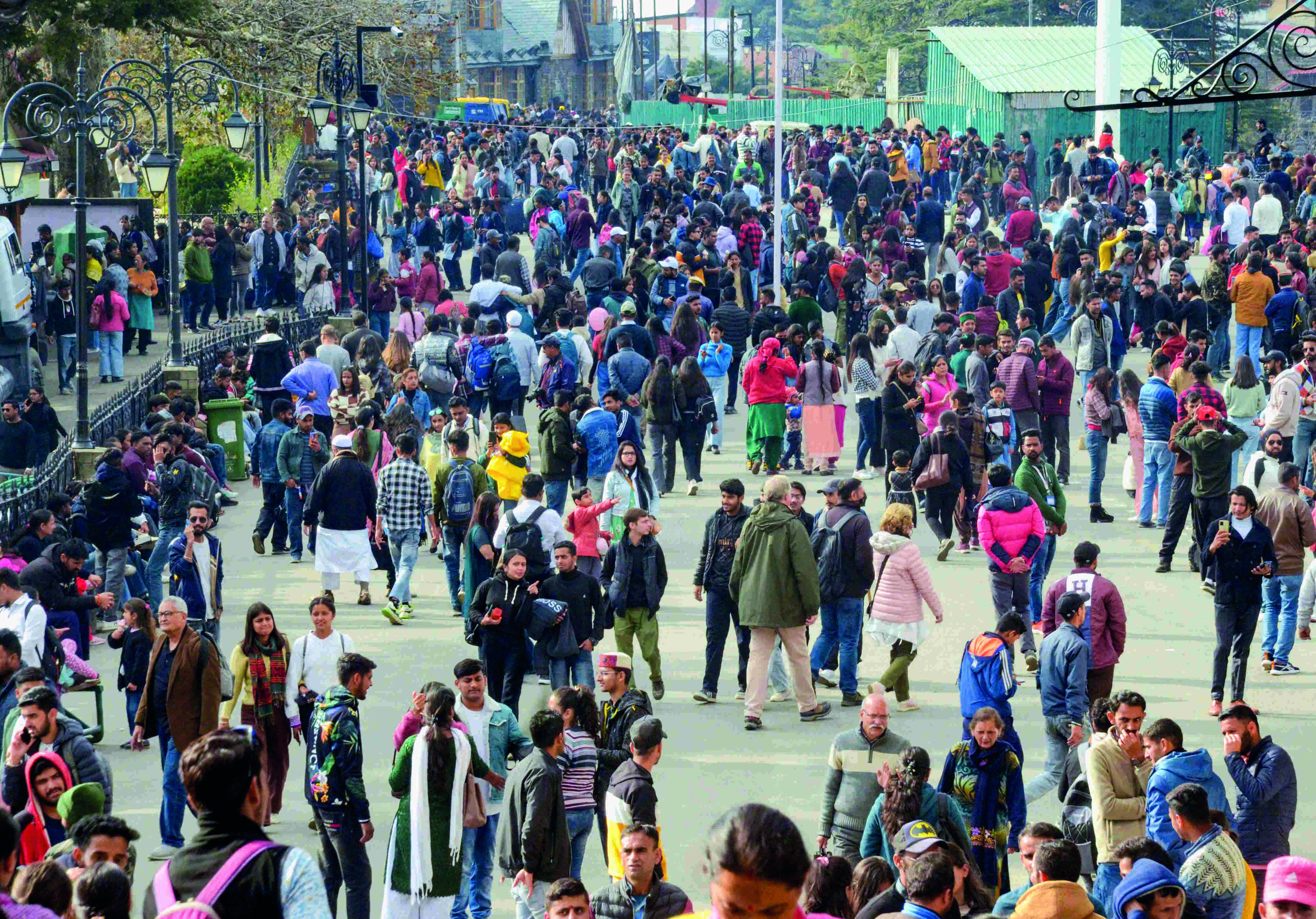 After Covid induced lull, HP records over 3-time increase in tourist footfall After Covid induced lull, HP records over 3-time increase in tourist footfall