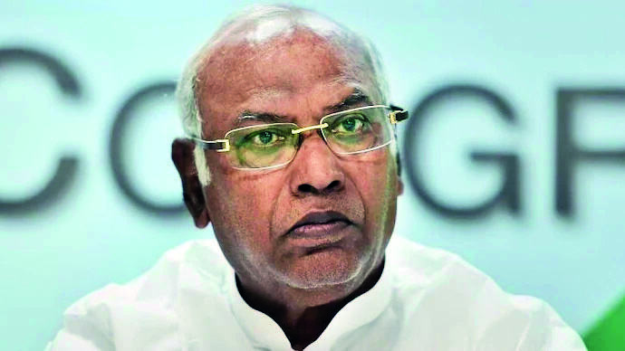 Cong prez Kharge to campaign in Gujarat from November 26 Cong prez Kharge to campaign in Gujarat from November 26
