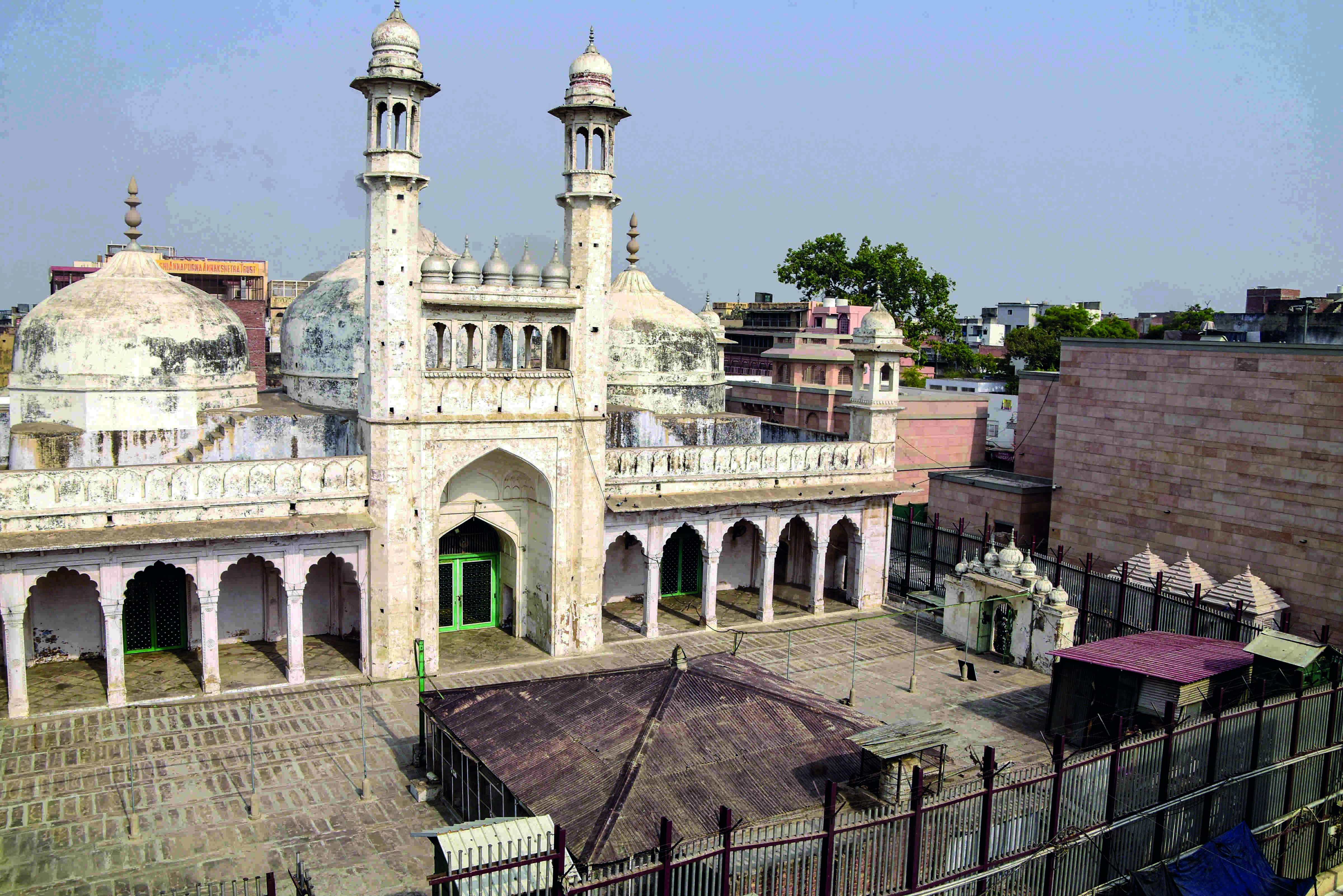 Gyanvapi: HC adjourns hearing on mosque committees plea Gyanvapi: HC adjourns hearing on mosque committees plea