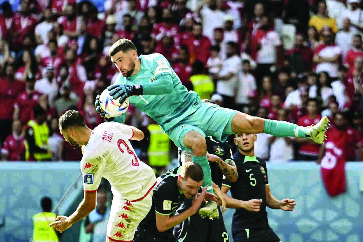 Oz beat Tunisia 1-0 to revive WC campaign