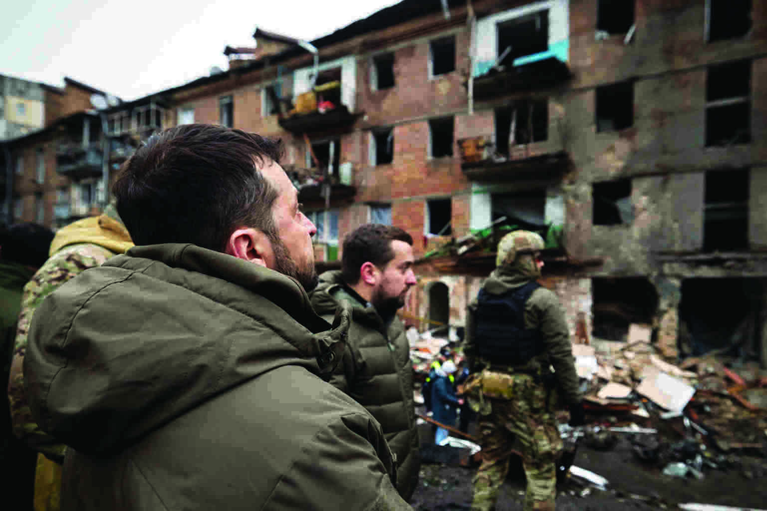 Ukr works to restore water, power after Russian strikes Ukr works to restore water, power after Russian strikes