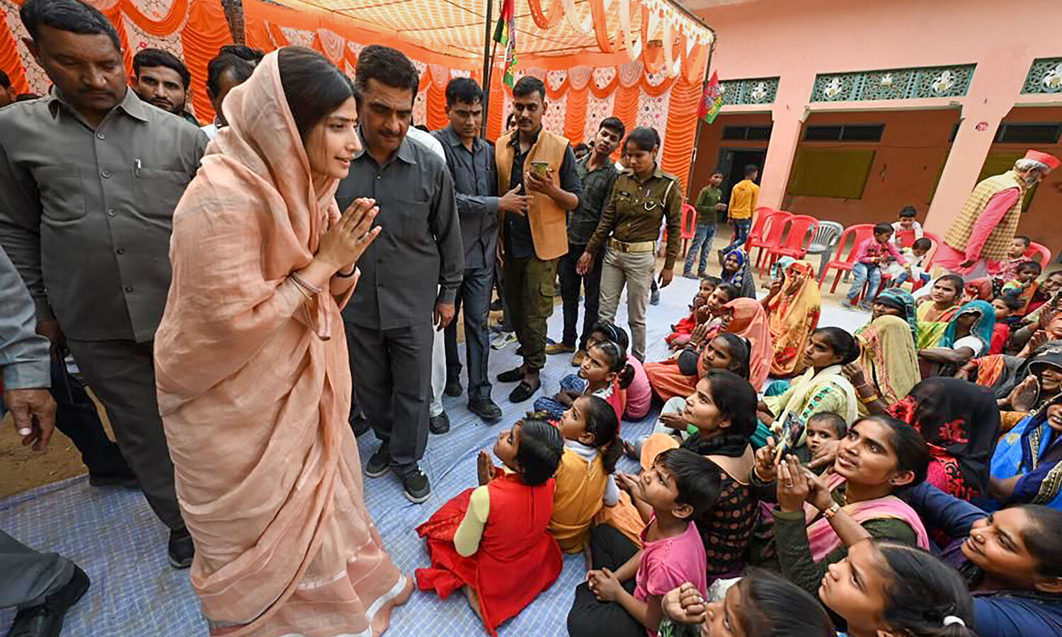 Not so simple: Mulayam card may not be enough for Dimple in Mainpuri