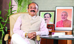 In future, employees wont need strikes to get their demands in MCD In future, employees wont need strikes to get their demands in MCD