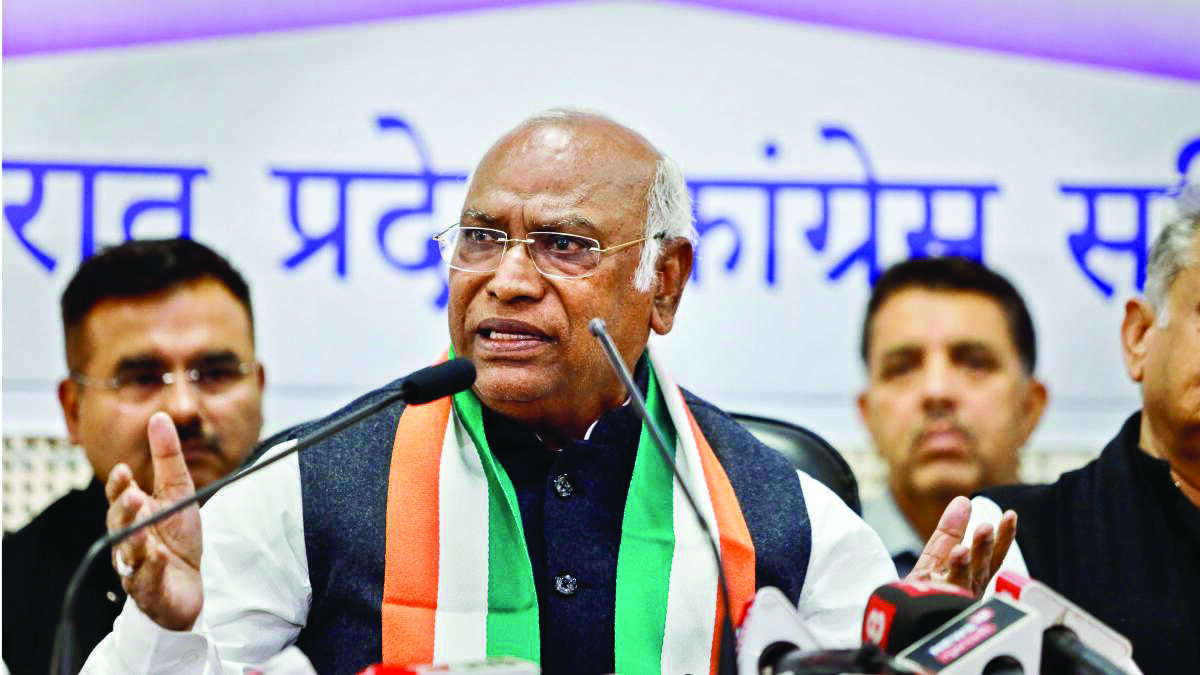 Kharge may continue to be Leader of Oppn in RS Kharge may continue to be Leader of Oppn in RS