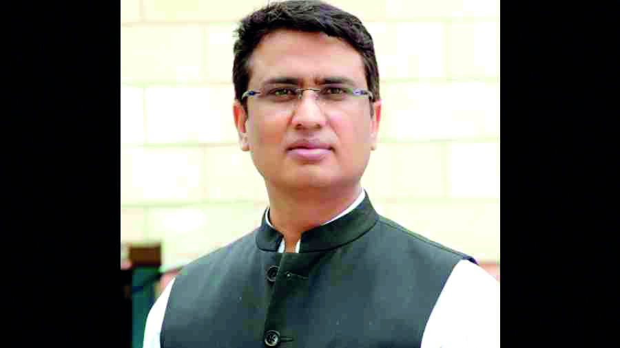 Many find their names missing from voters   list; Delhi Cong chiefs name too goes missing