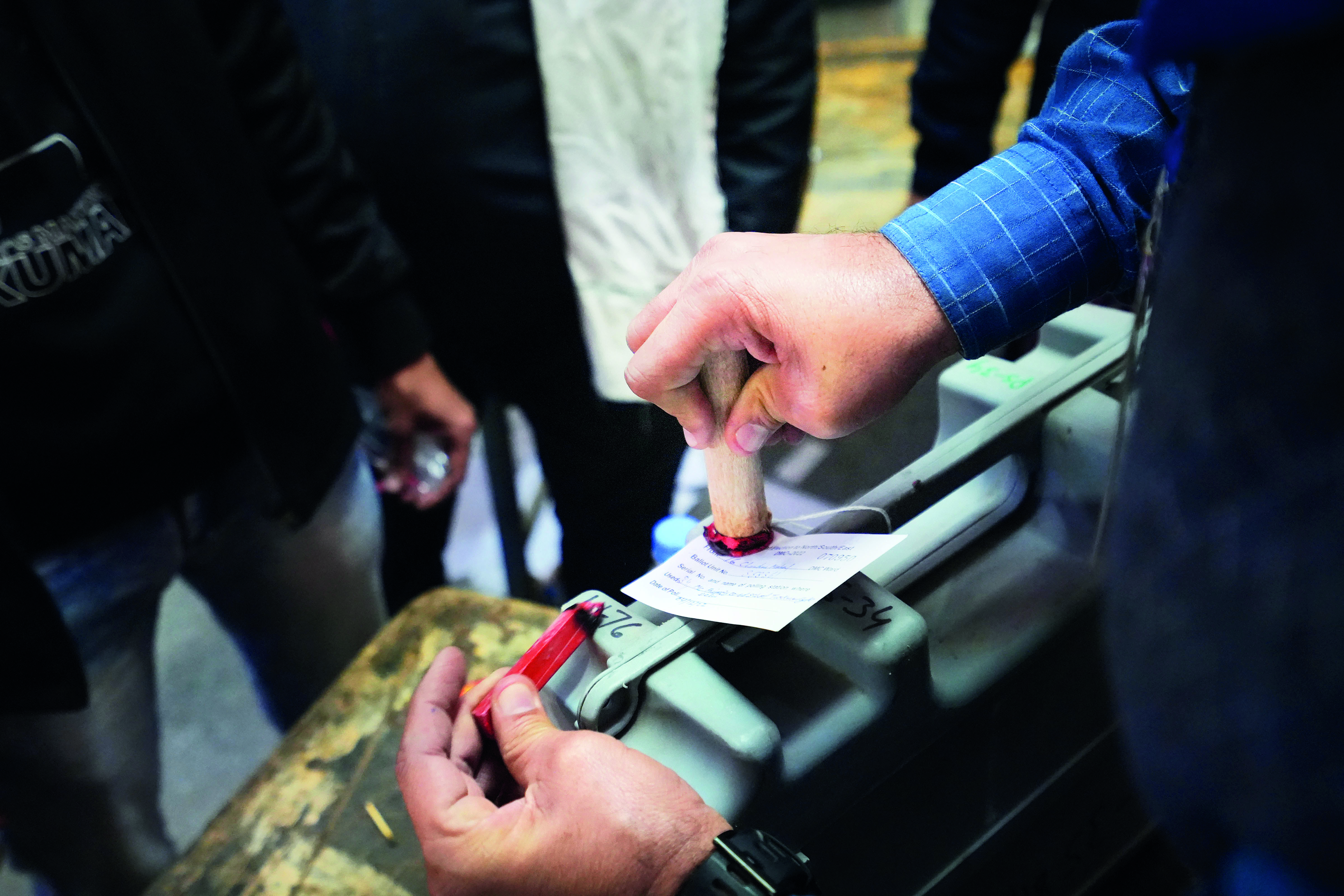 MCD elections: Voters report conflict between choosing party or candidate MCD elections: Voters report conflict between choosing party or candidate