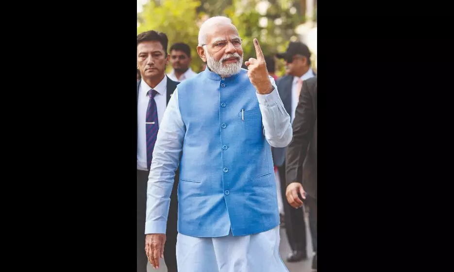 Exit polls predict big majority for BJP in Guj; neck and neck in HP Exit polls predict big majority for BJP in Guj; neck and neck in HP