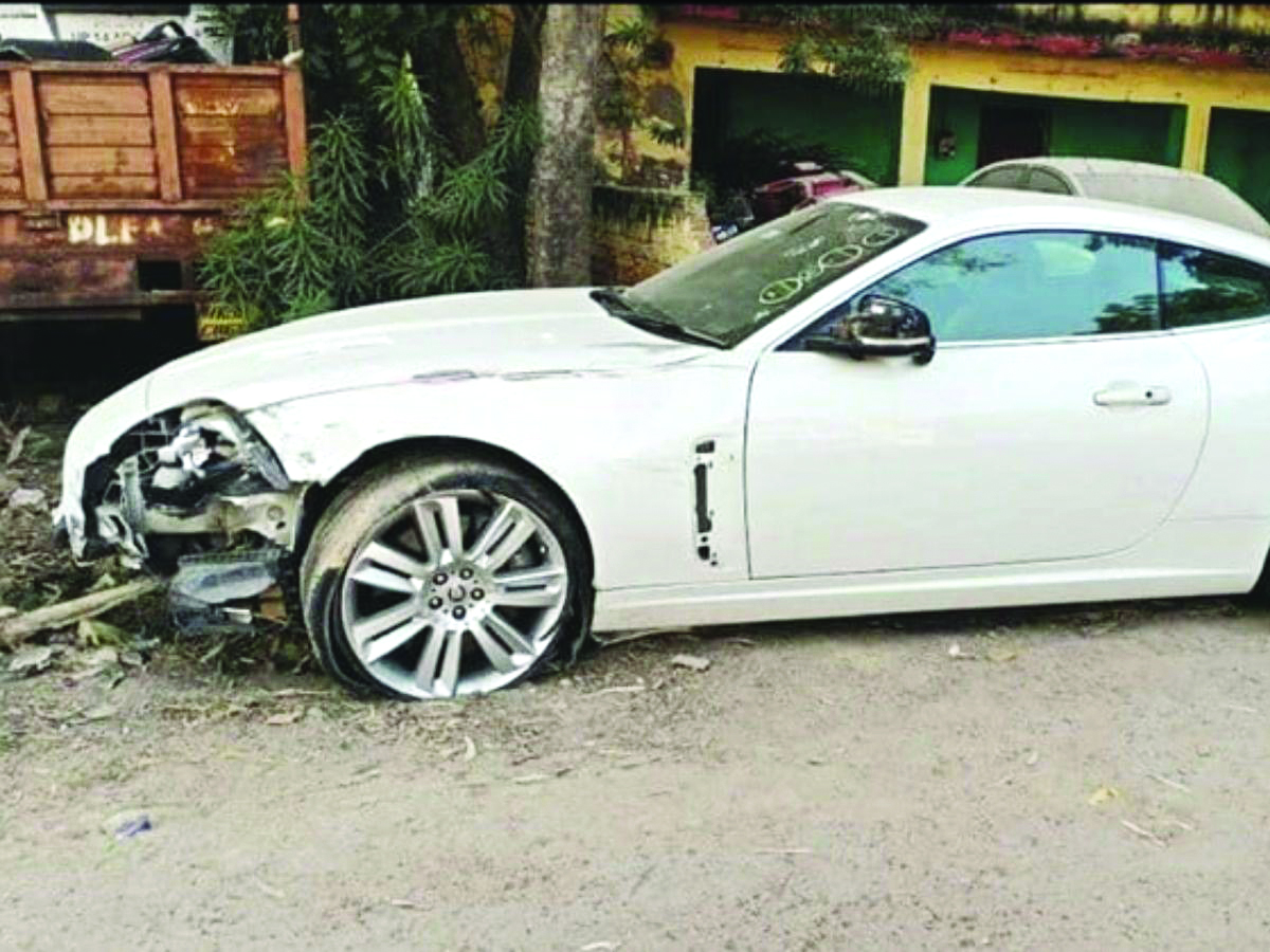 Woman dies as speeding Jaguar hits her scooter, driver booked
