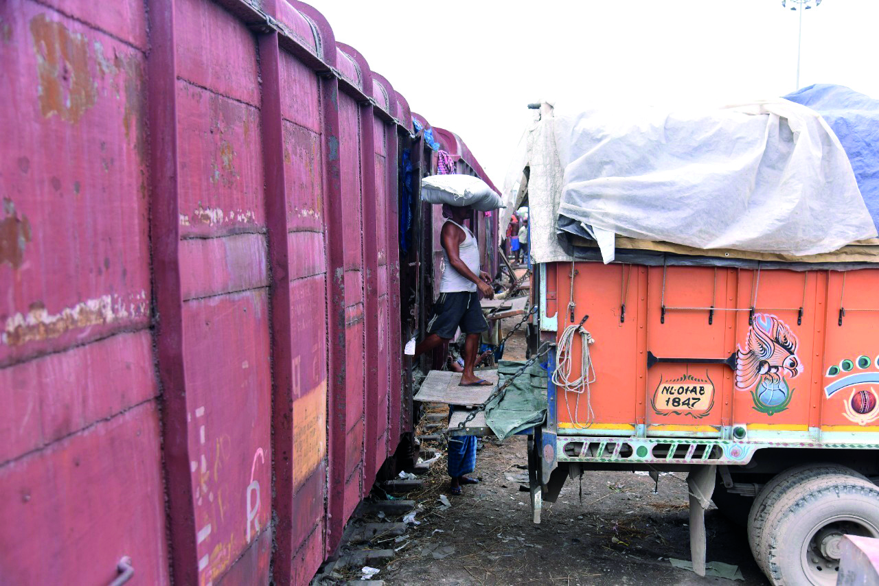 N F Railway maintains steady growth in freight unloading, unloads 1230 rakes during November