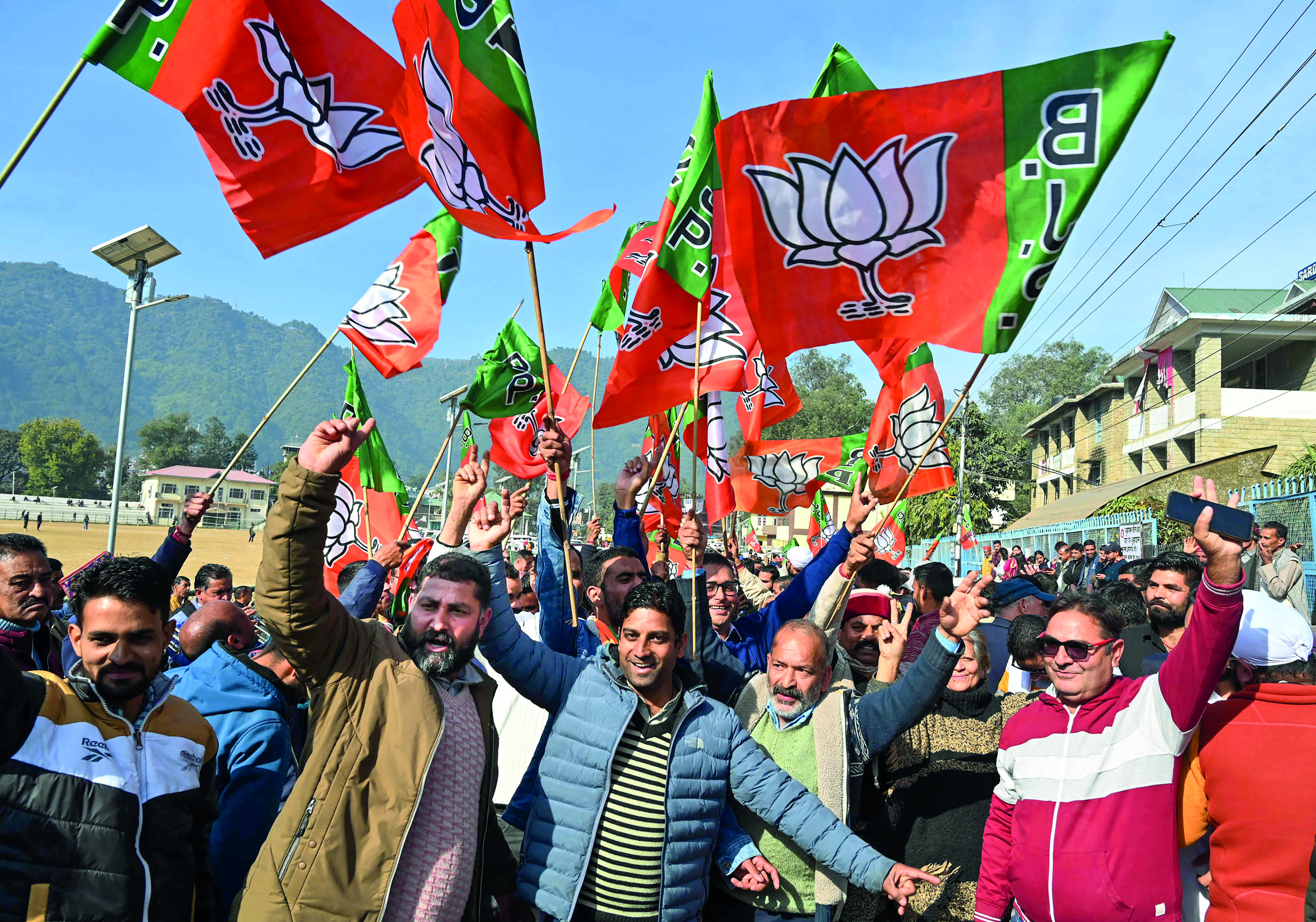 Gujarat: BJP legislative party meet today to pick new leader Gujarat: BJP legislative party meet today to pick new leader