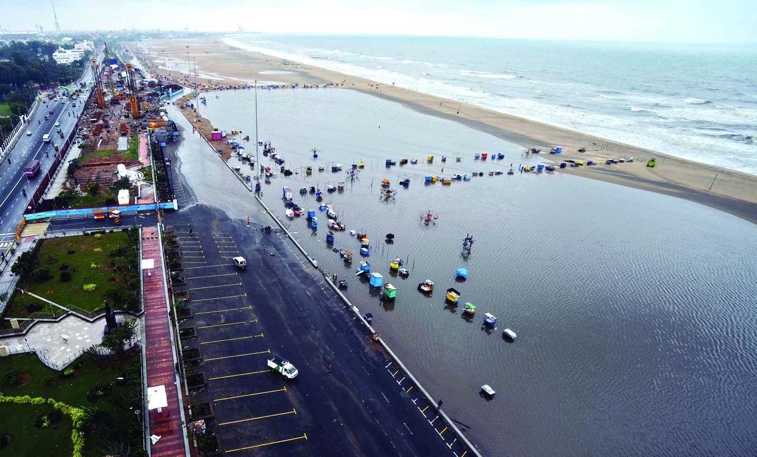 Mandous dissipates, no large scale damage in Tamil Nadu Mandous dissipates, no large scale damage in Tamil Nadu