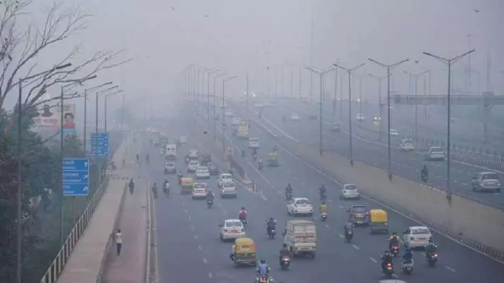Very poor air quality in Delhi; minimum temp settles at 8.8 deg C